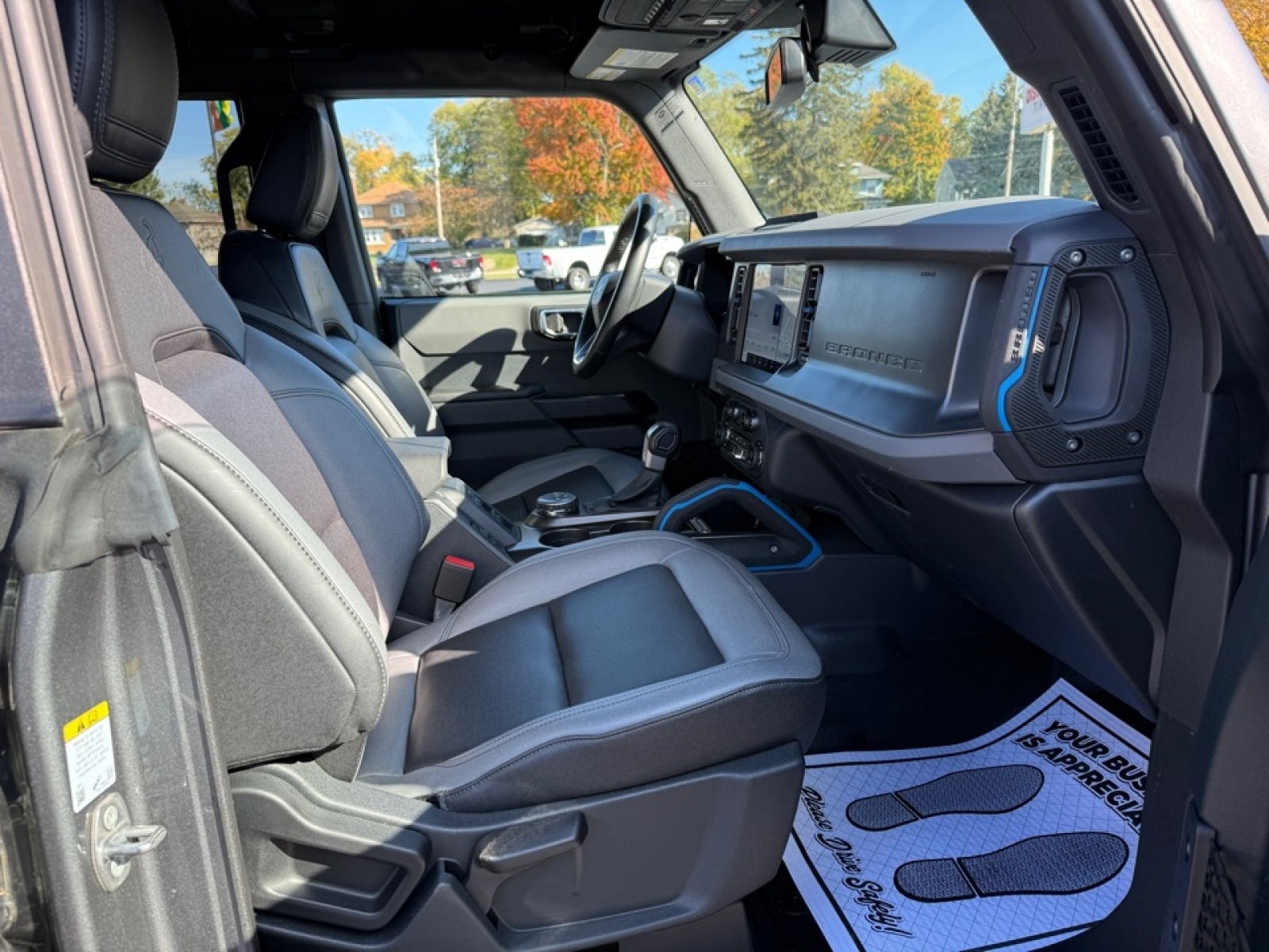 2024 Ford Bronco Black Diamond, 39163, Photo