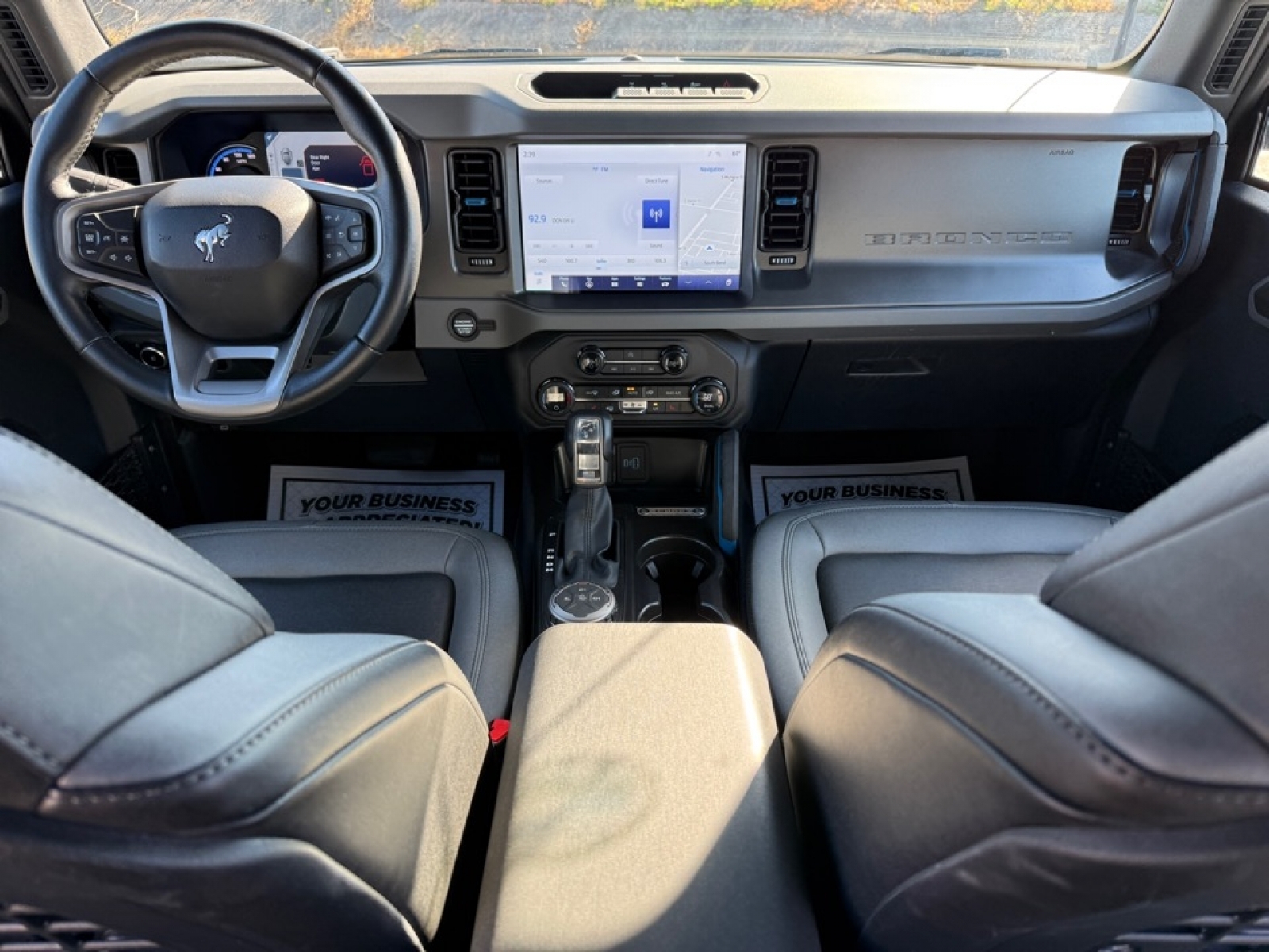 2024 Ford Bronco Black Diamond, 39163, Photo