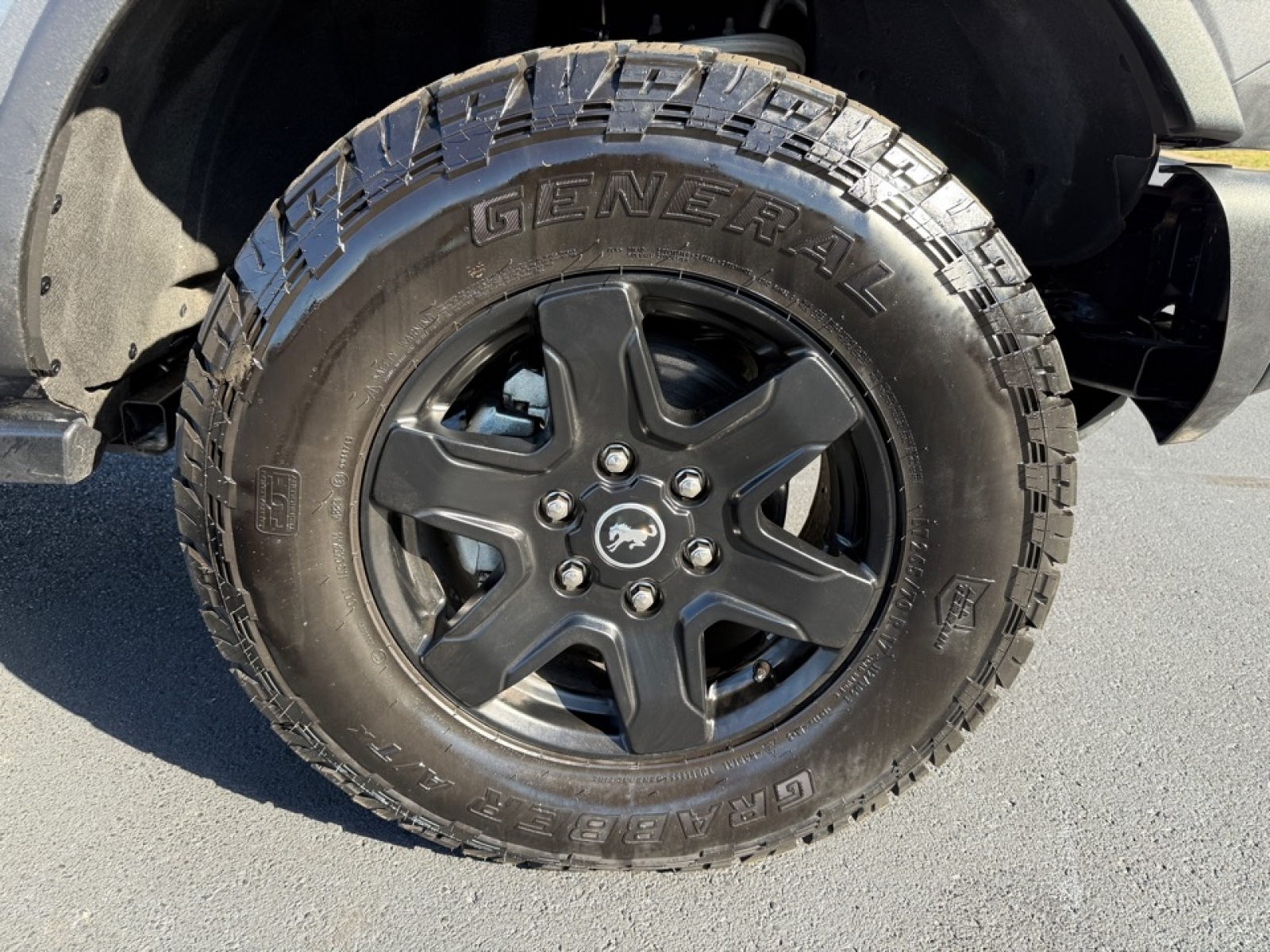 2024 Ford Bronco Black Diamond, 39163, Photo