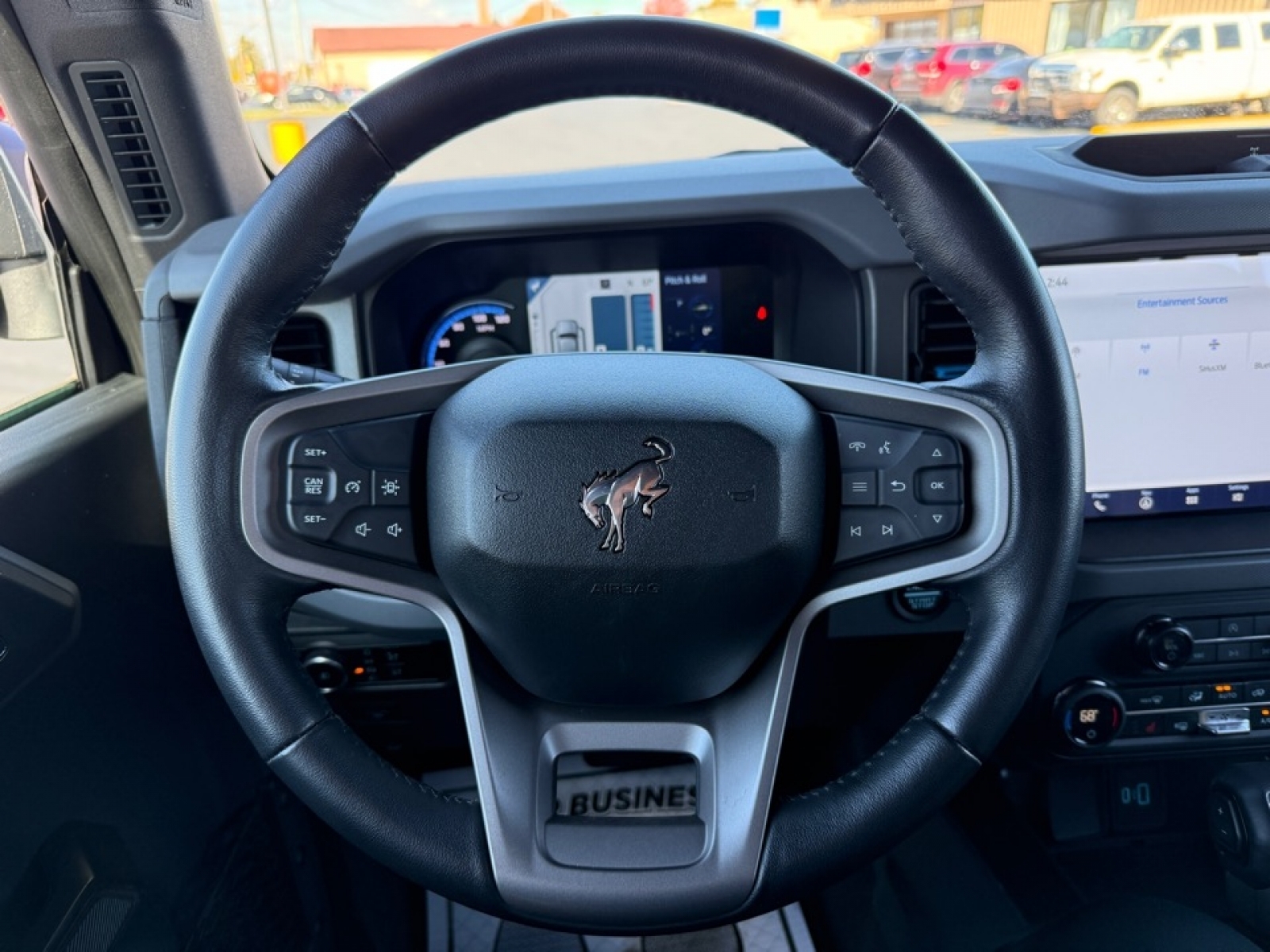 2024 Ford Bronco Black Diamond, 39163, Photo