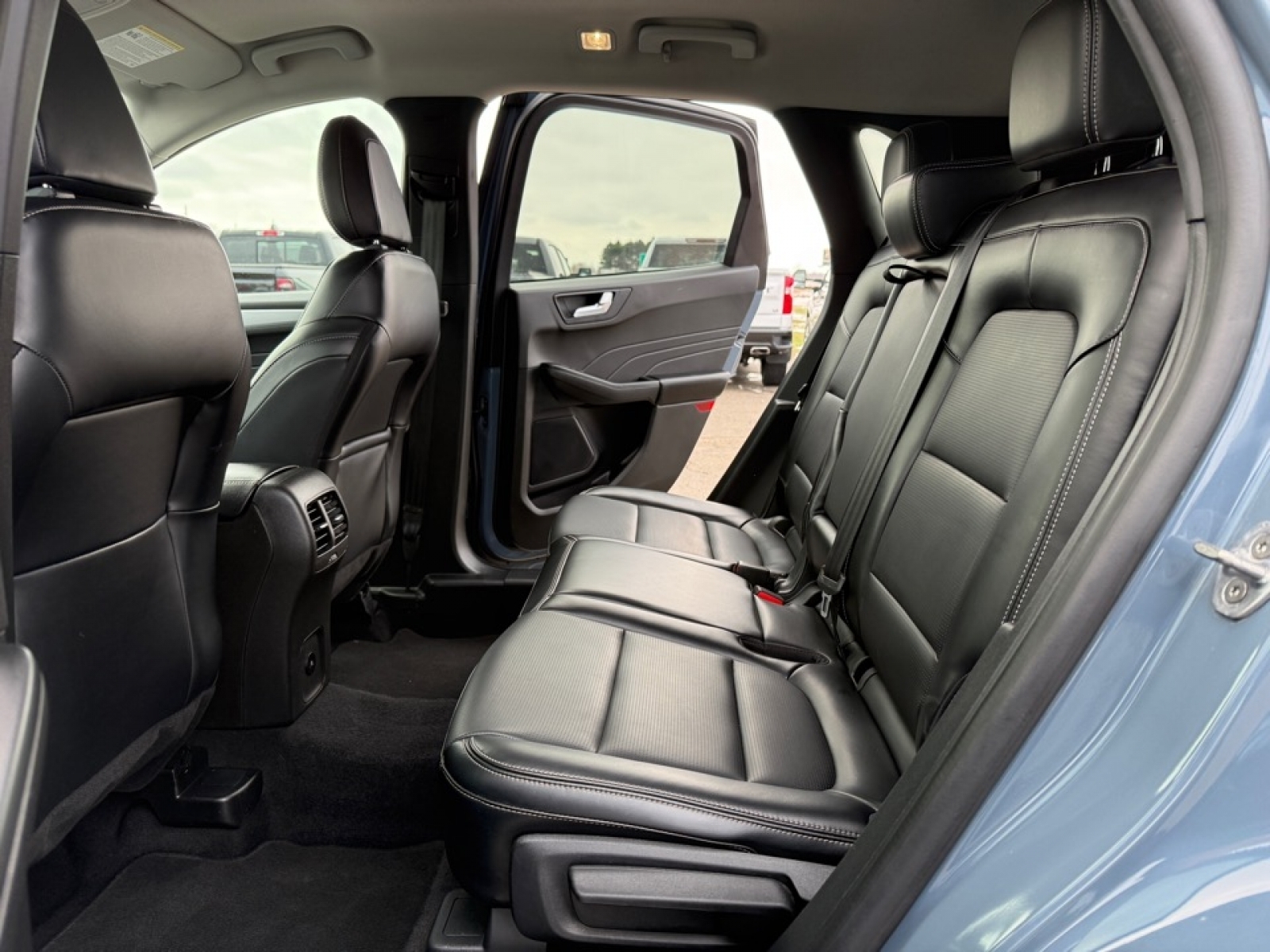 2024 Ford Escape Platinum, 39310, Photo