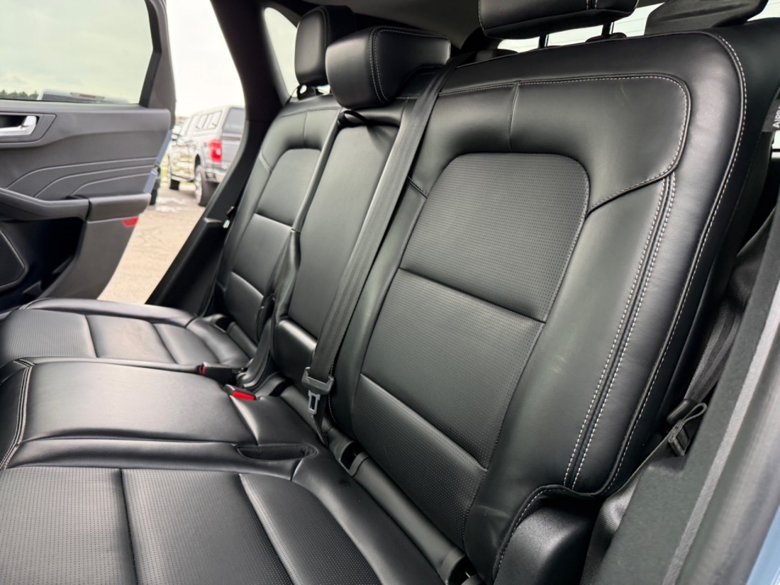 2024 Ford Escape Platinum, 39310, Photo