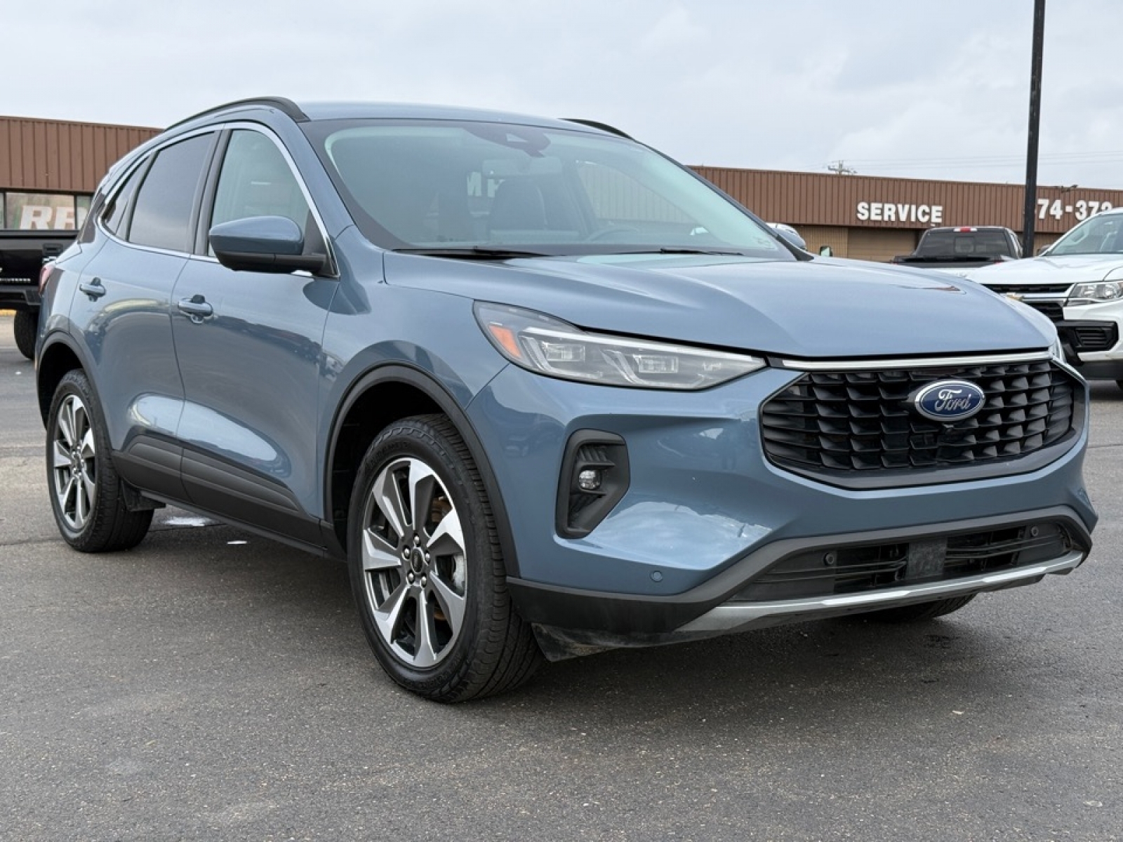 2024 Ford Escape Platinum, 39310, Photo