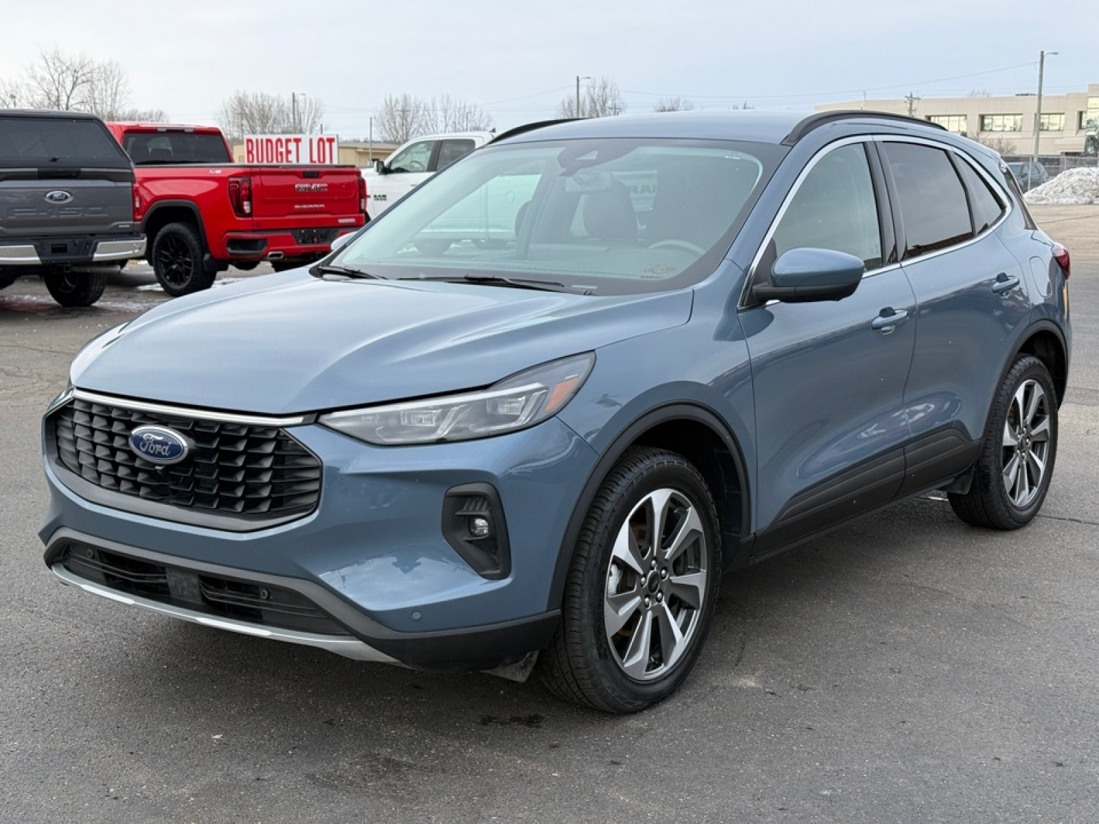 2024 Ford Escape Platinum, 39310, Photo