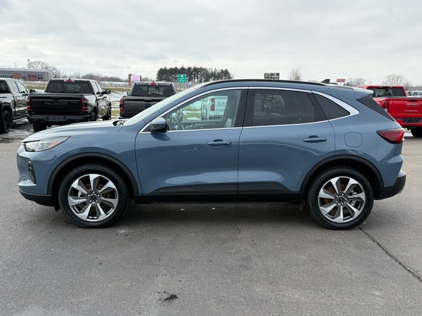 2024 Ford Escape Platinum, 39310, Photo