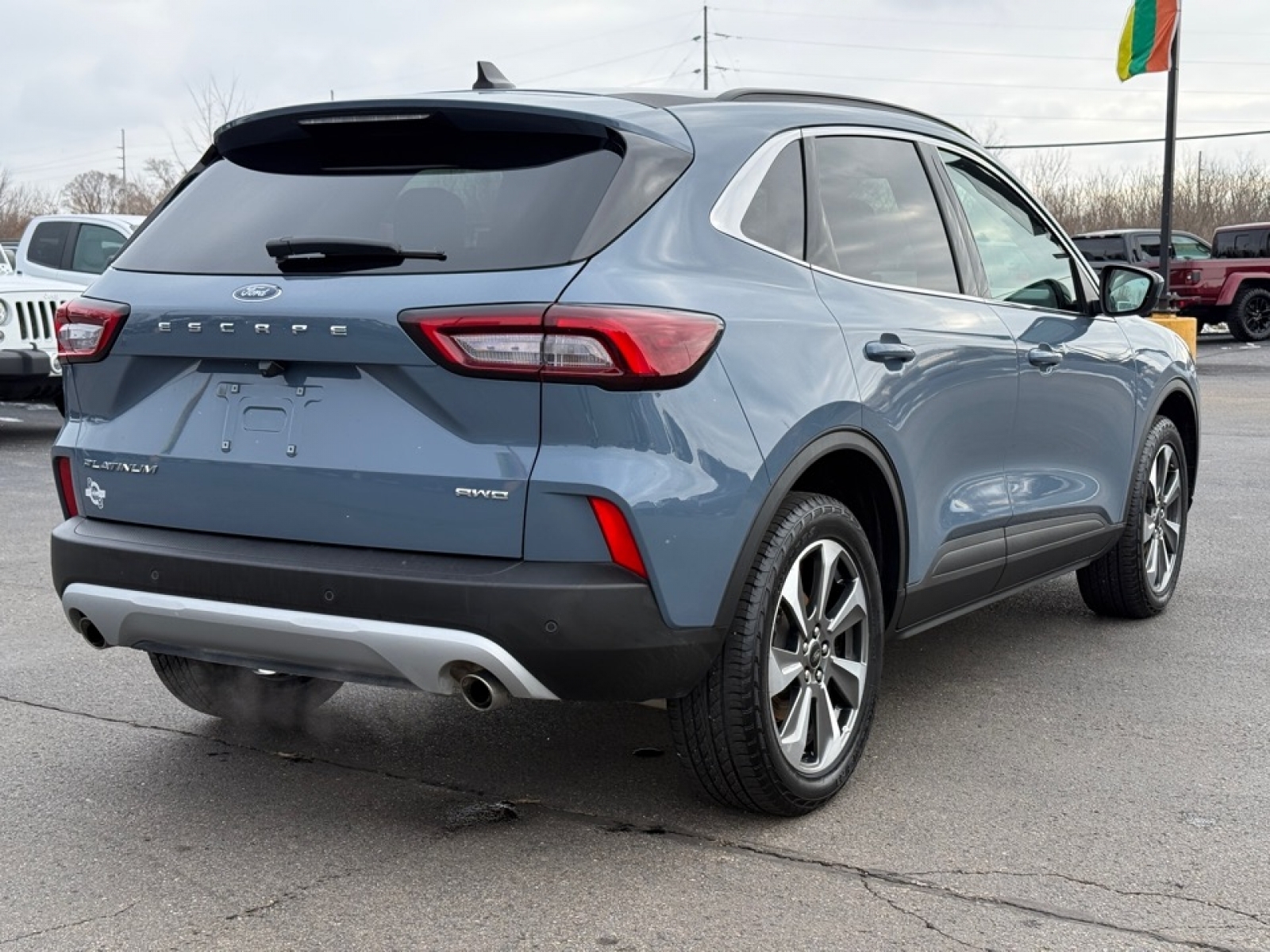 2024 Ford Escape Platinum, 39310, Photo