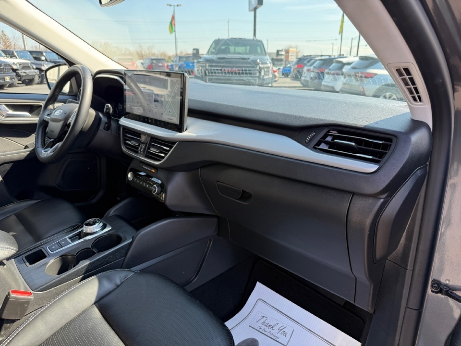 2024 Ford Escape Platinum, 39667, Photo