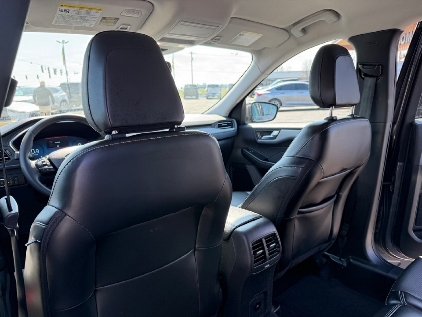 2024 Ford Escape Platinum, 39667, Photo