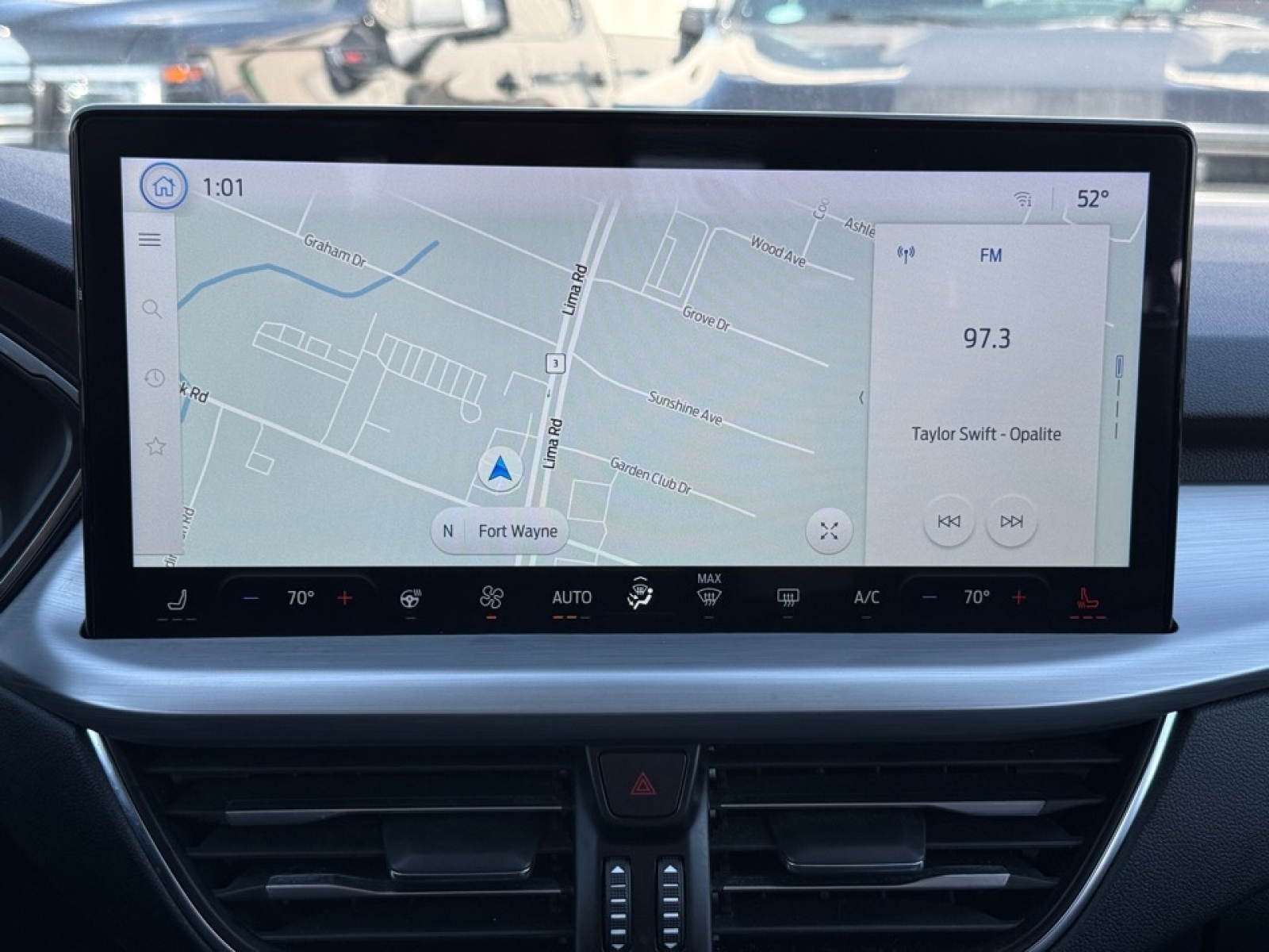 2024 Ford Escape Platinum, 39667, Photo