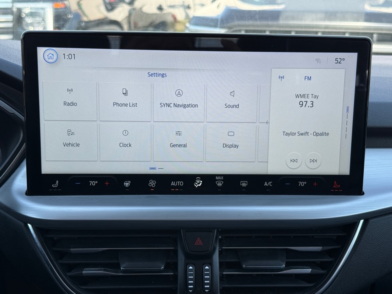 2024 Ford Escape Platinum, 39667, Photo