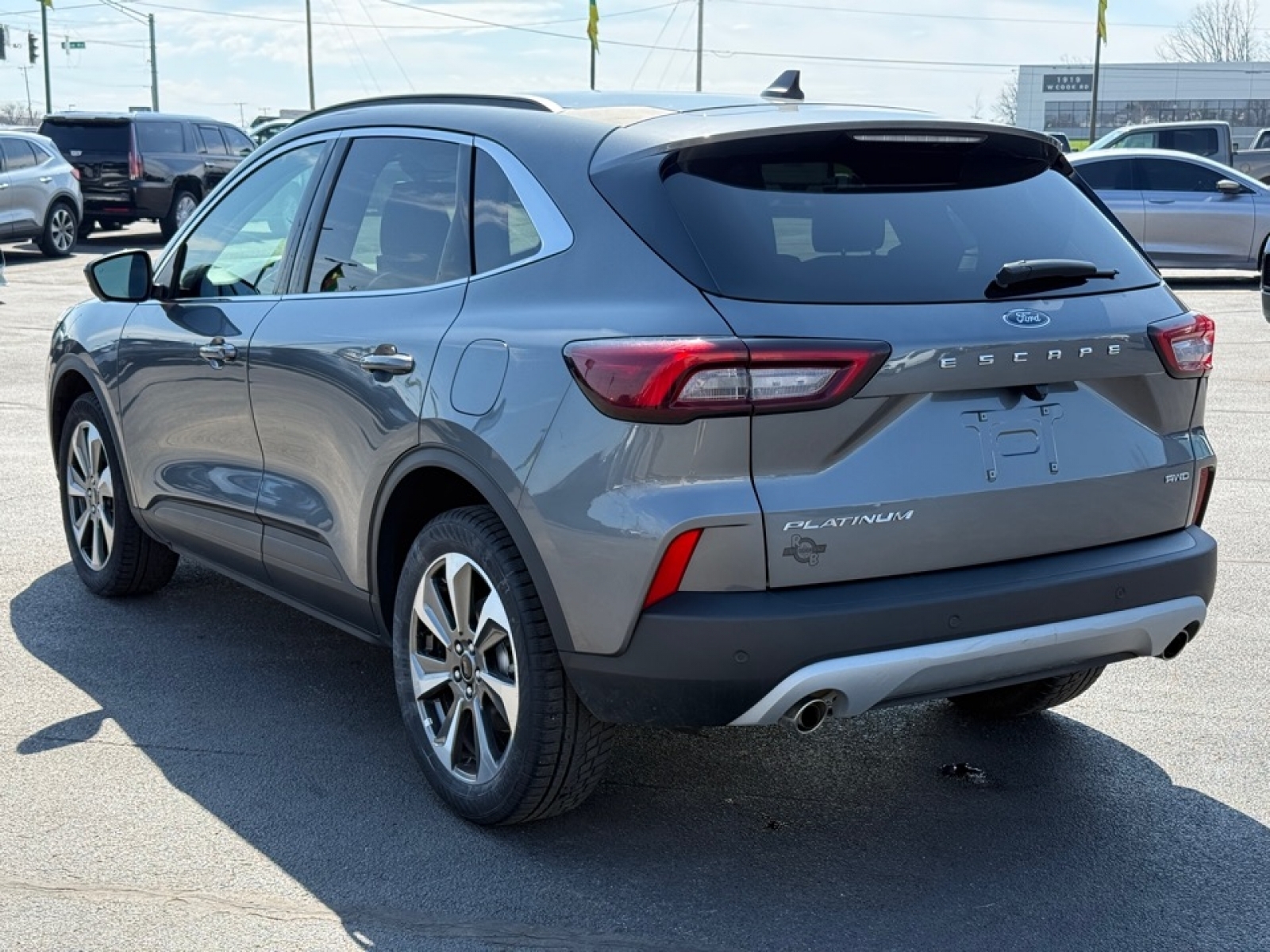 2024 Ford Escape Platinum, 39667, Photo