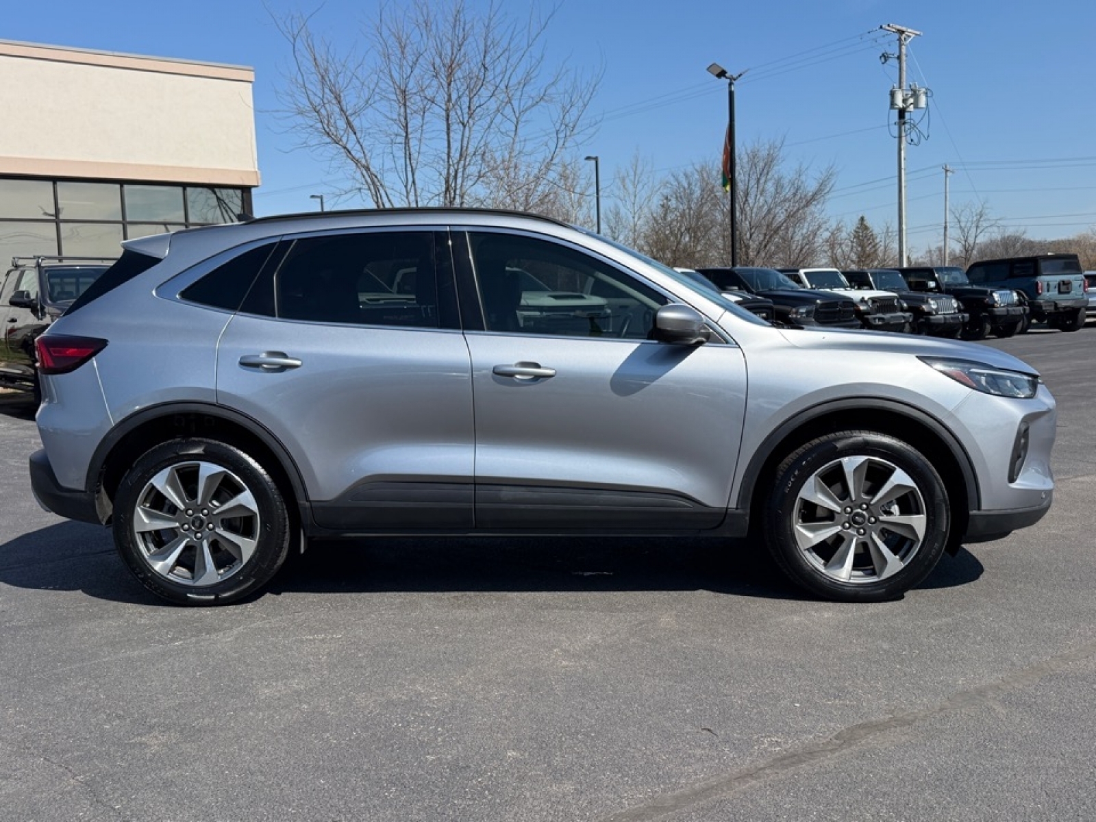 2024 Ford Escape Platinum, 39668, Photo