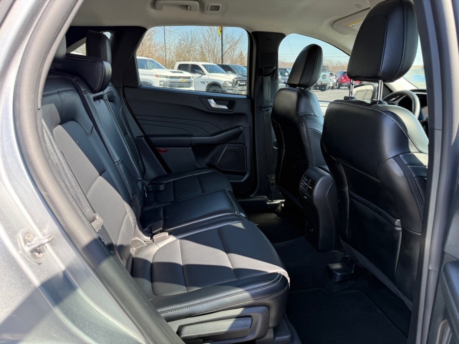 2024 Ford Escape Platinum, 39668, Photo