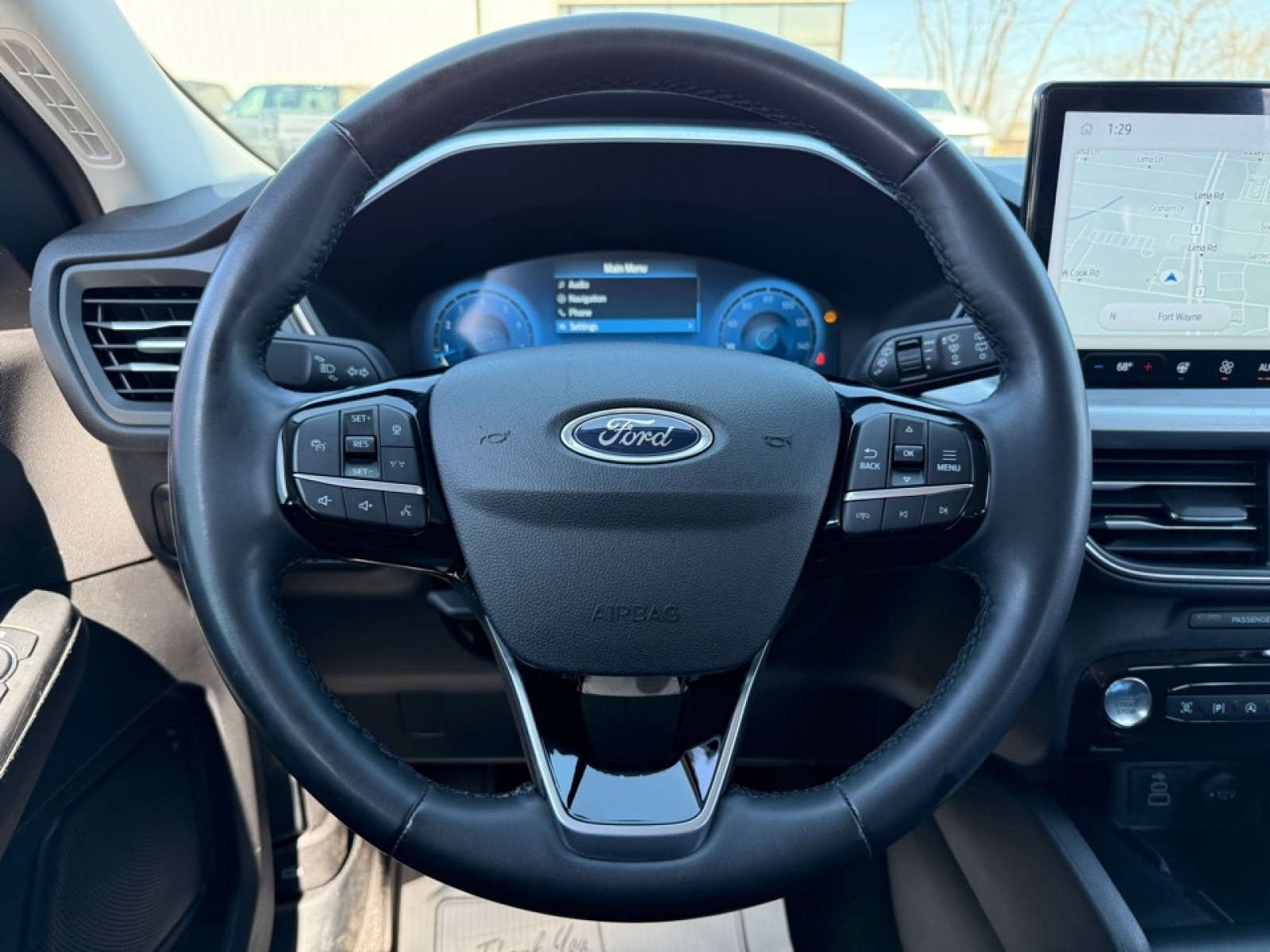 2024 Ford Escape Platinum, 39668, Photo