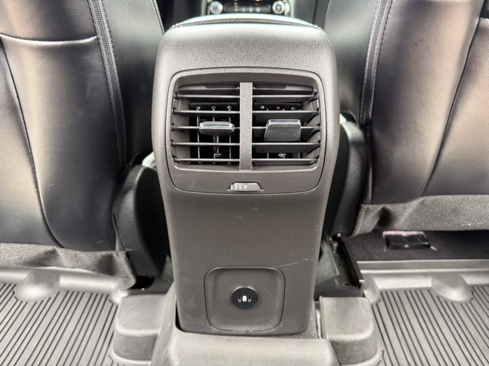 2024 Ford Escape ST-Line Select, 39673, Photo