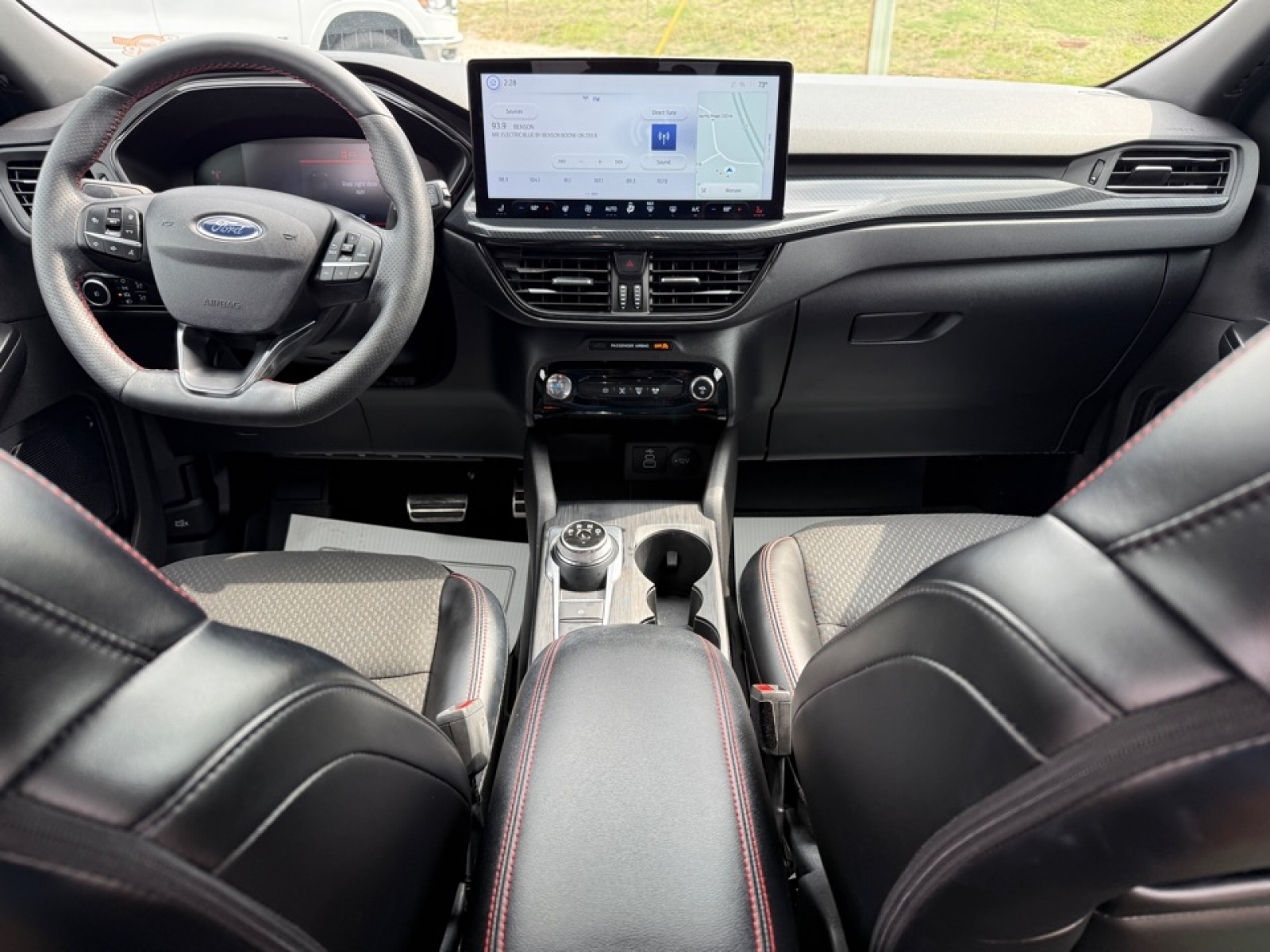 2024 Ford Escape ST-Line Select, 39673, Photo