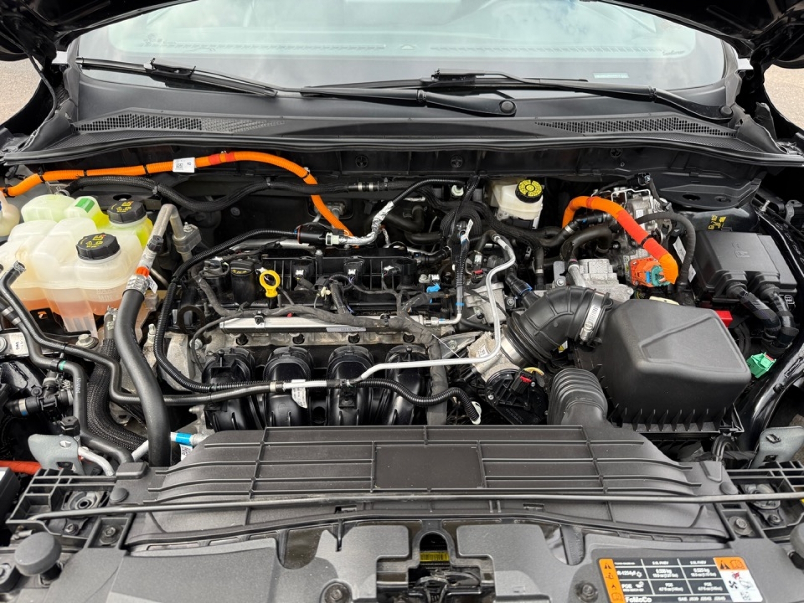 2024 Ford Escape ST-Line Select, 39673, Photo