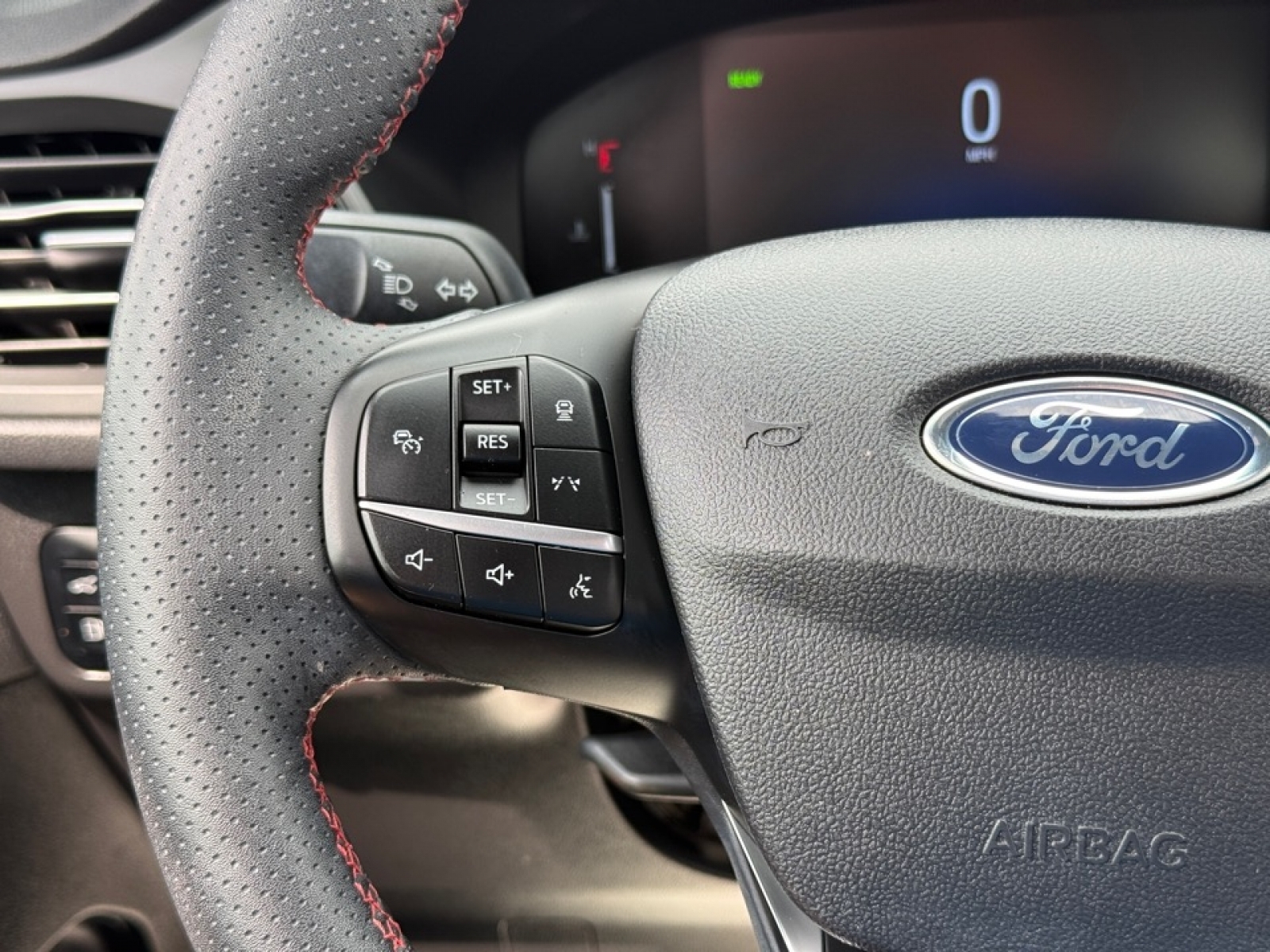 2024 Ford Escape ST-Line Select, 39673, Photo