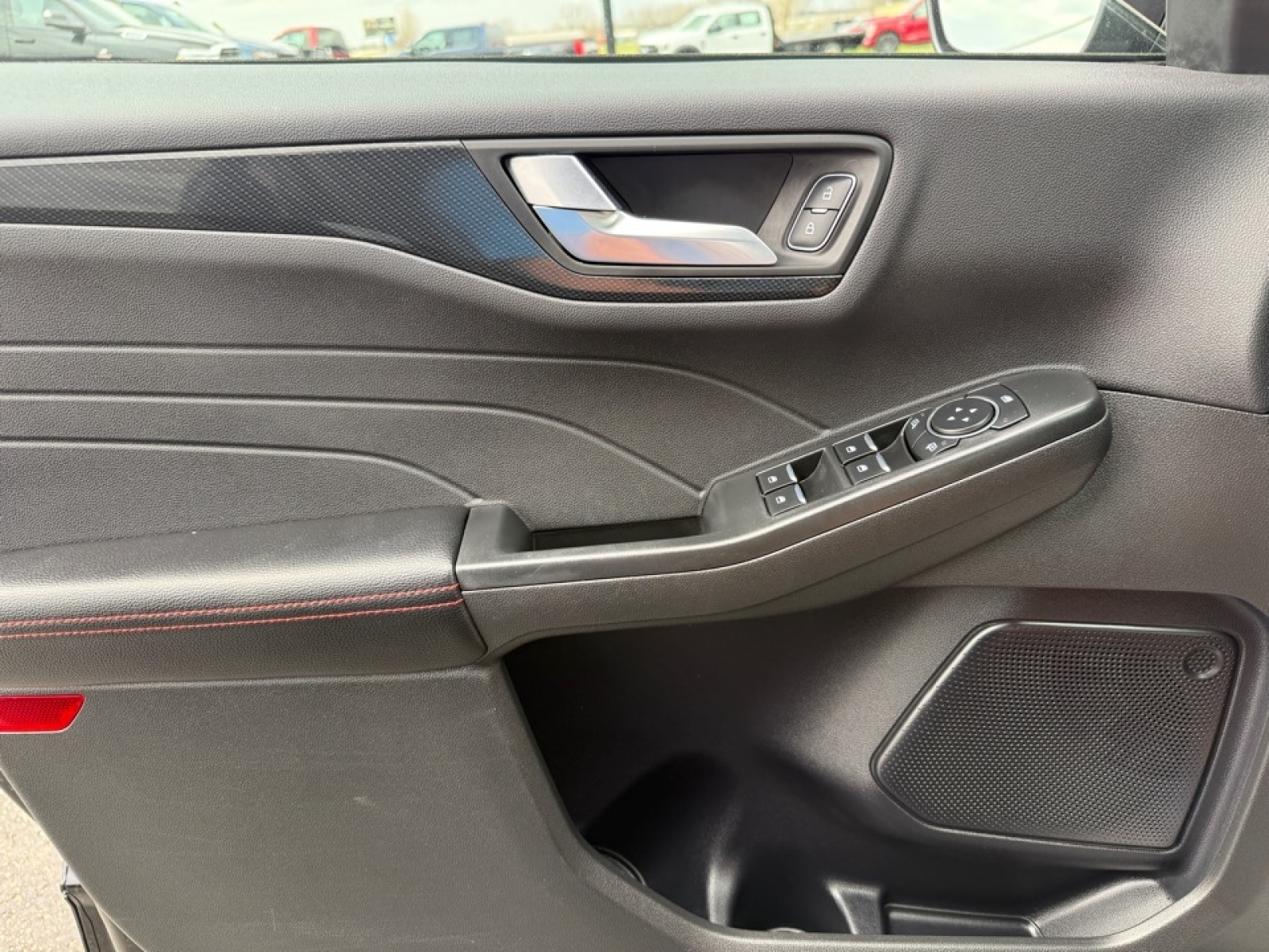 2024 Ford Escape ST-Line Select, 39673, Photo