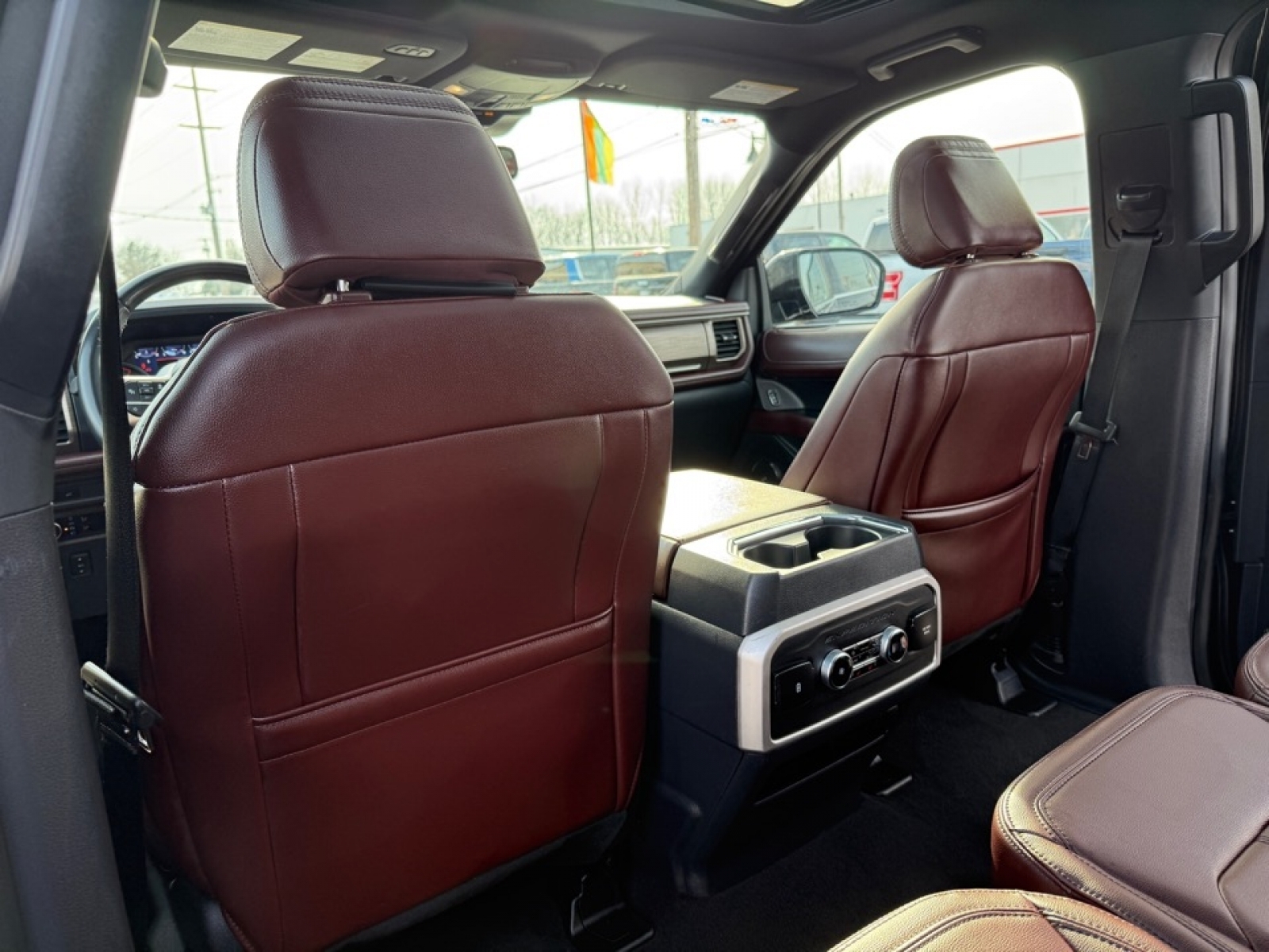 2024 Ford Expedition Limited, 39490, Photo