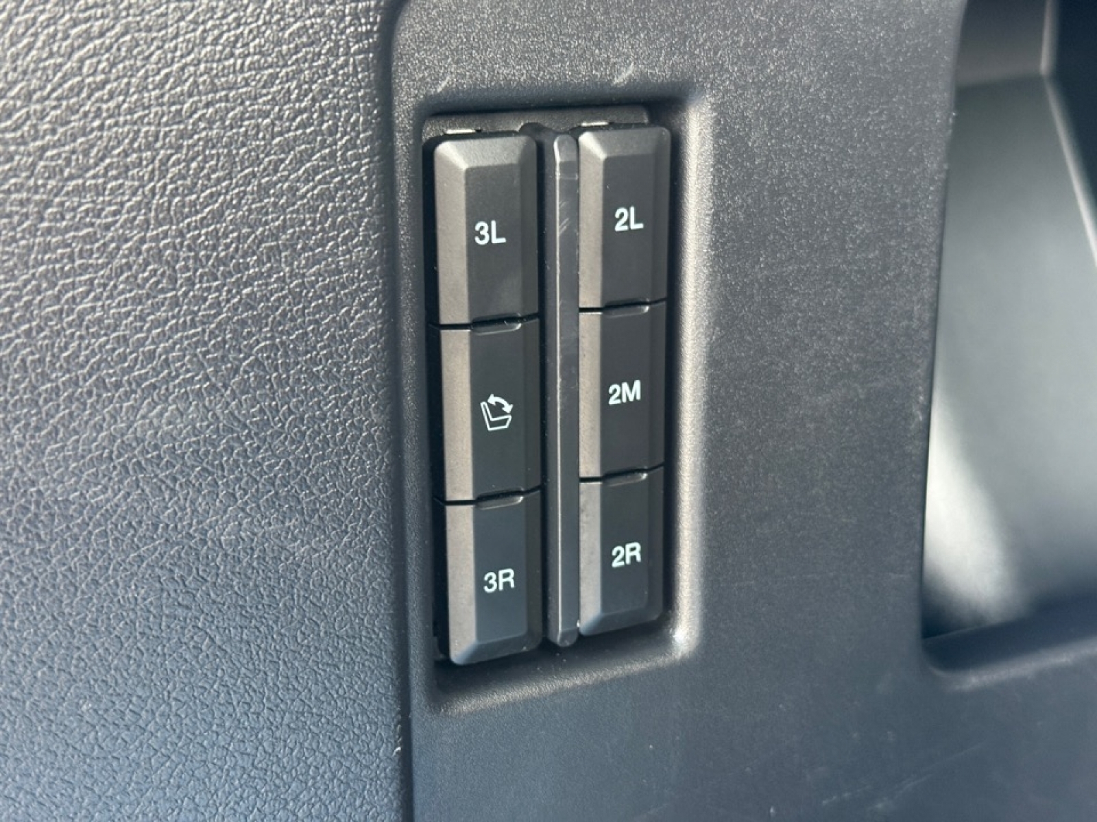 2024 Ford Expedition Limited, 39490, Photo