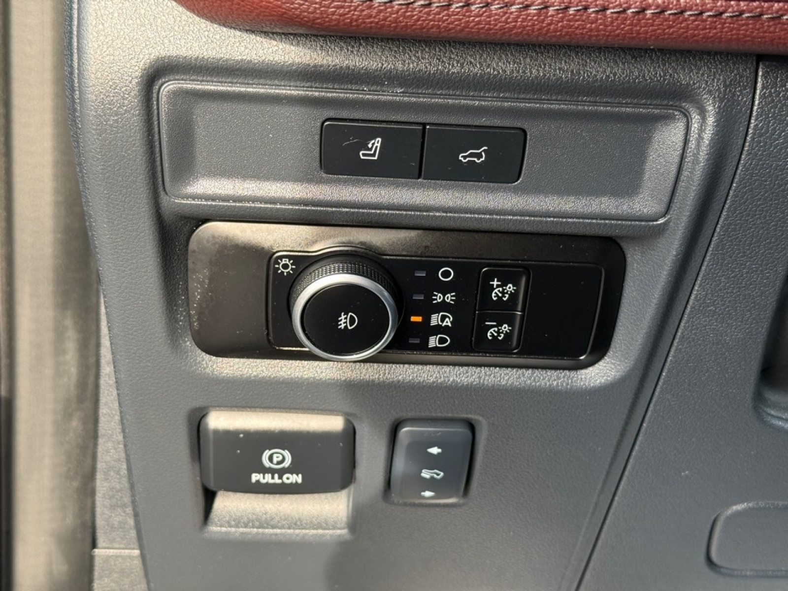 2024 Ford Expedition Limited, 39490, Photo