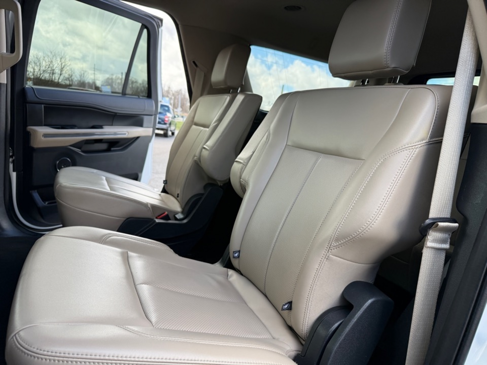 2024 Ford Expedition XLT MAX, 39756, Photo