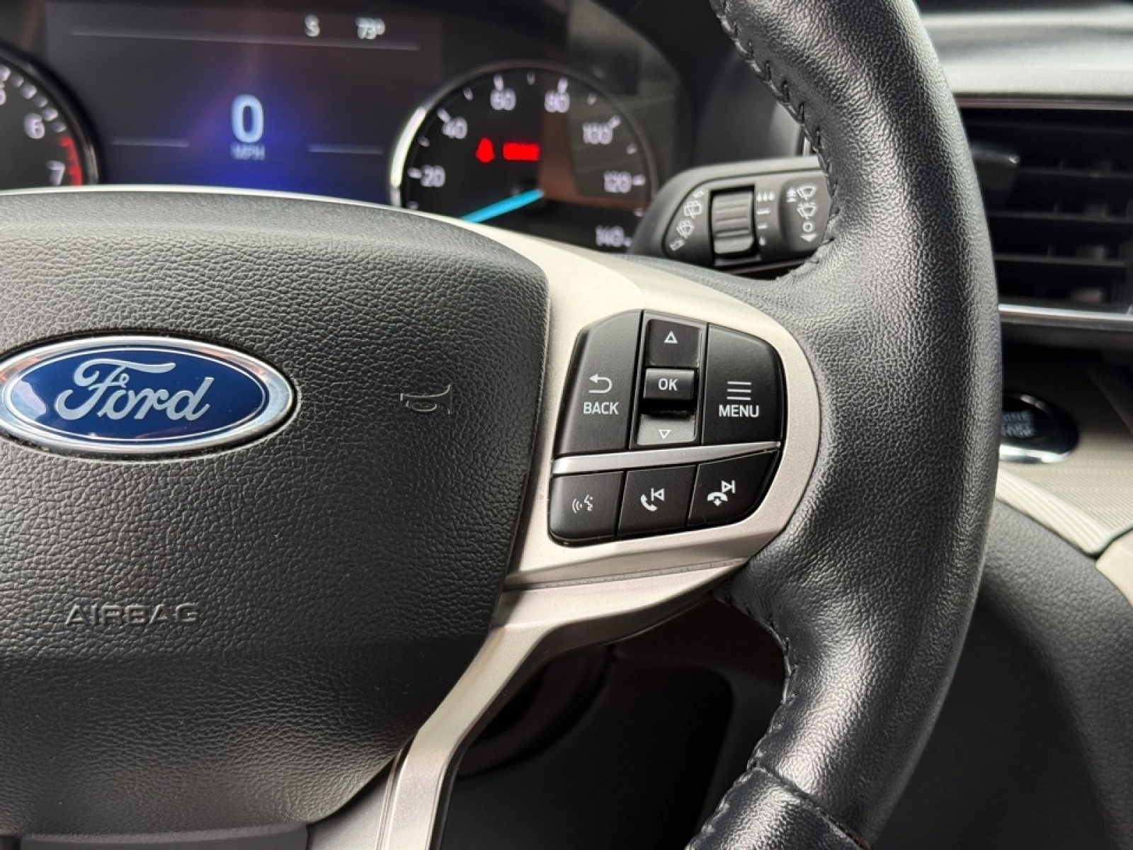 2024 Ford Explorer XLT, 39796, Photo