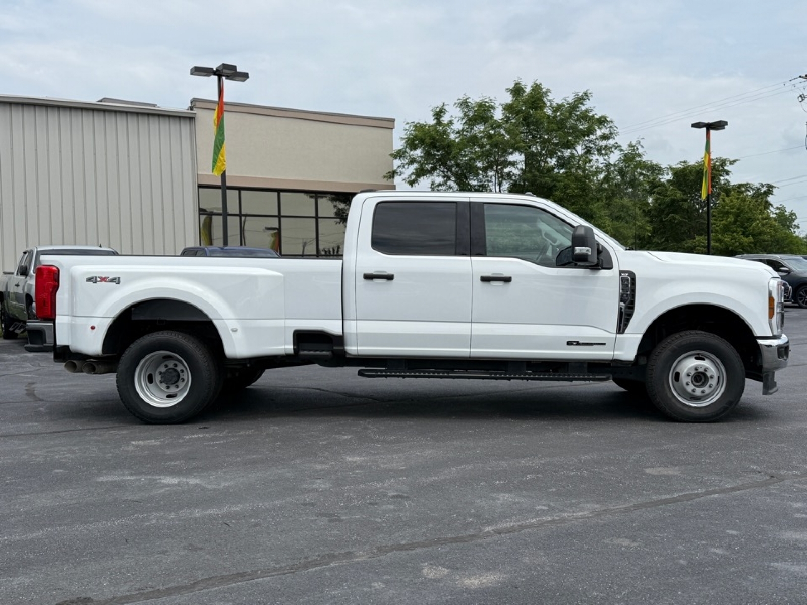 2024 Ford F-350 XLT, 38589, Photo
