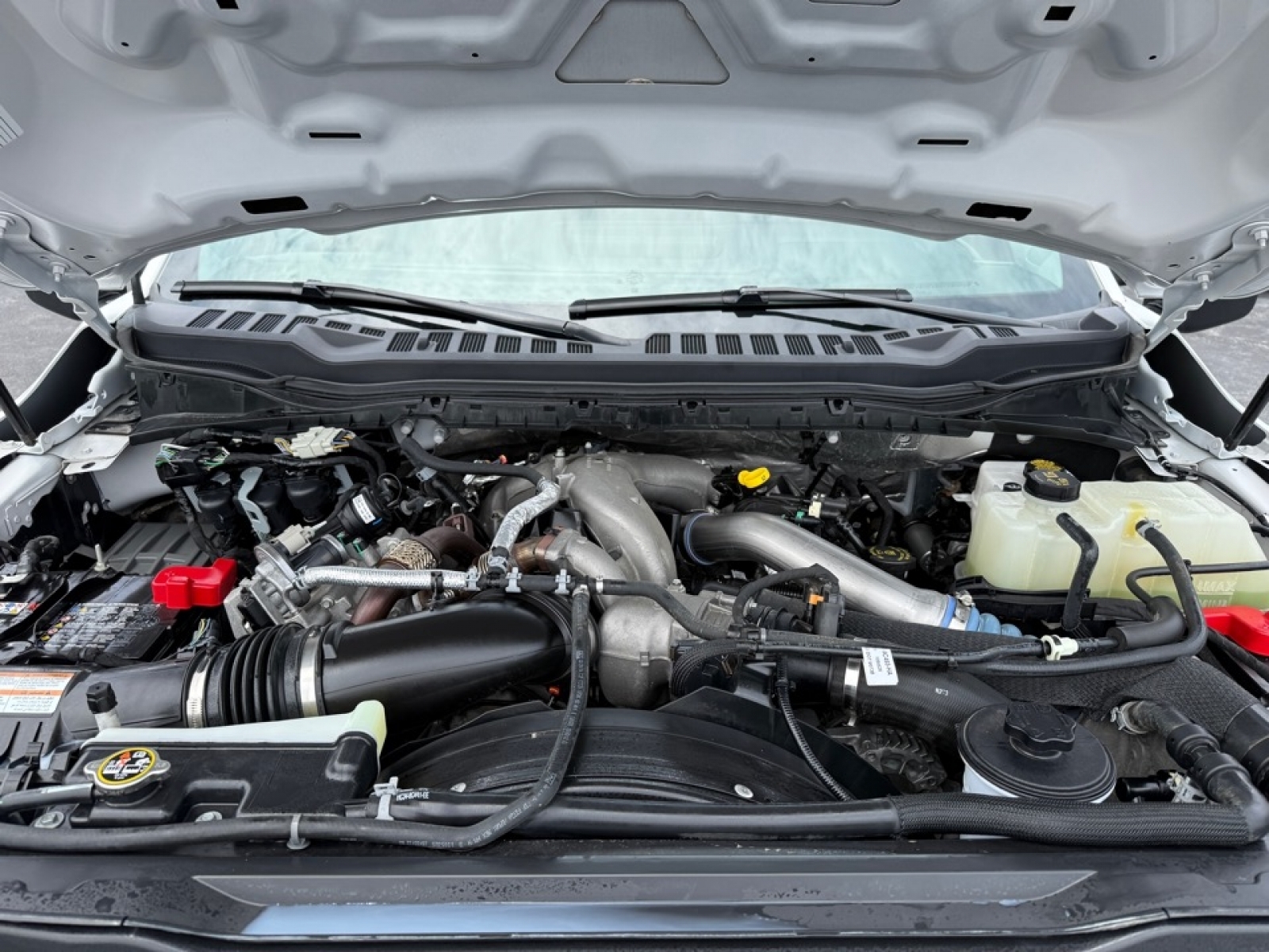 2024 Ford F-350 XLT, 38589, Photo