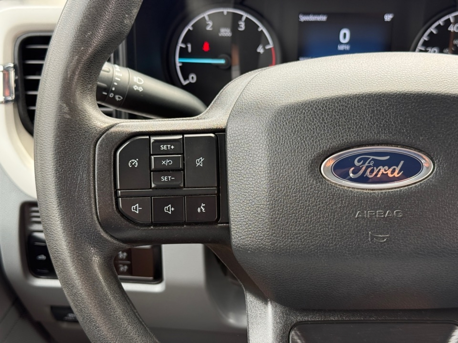 2024 Ford F-350 XLT, 38589, Photo