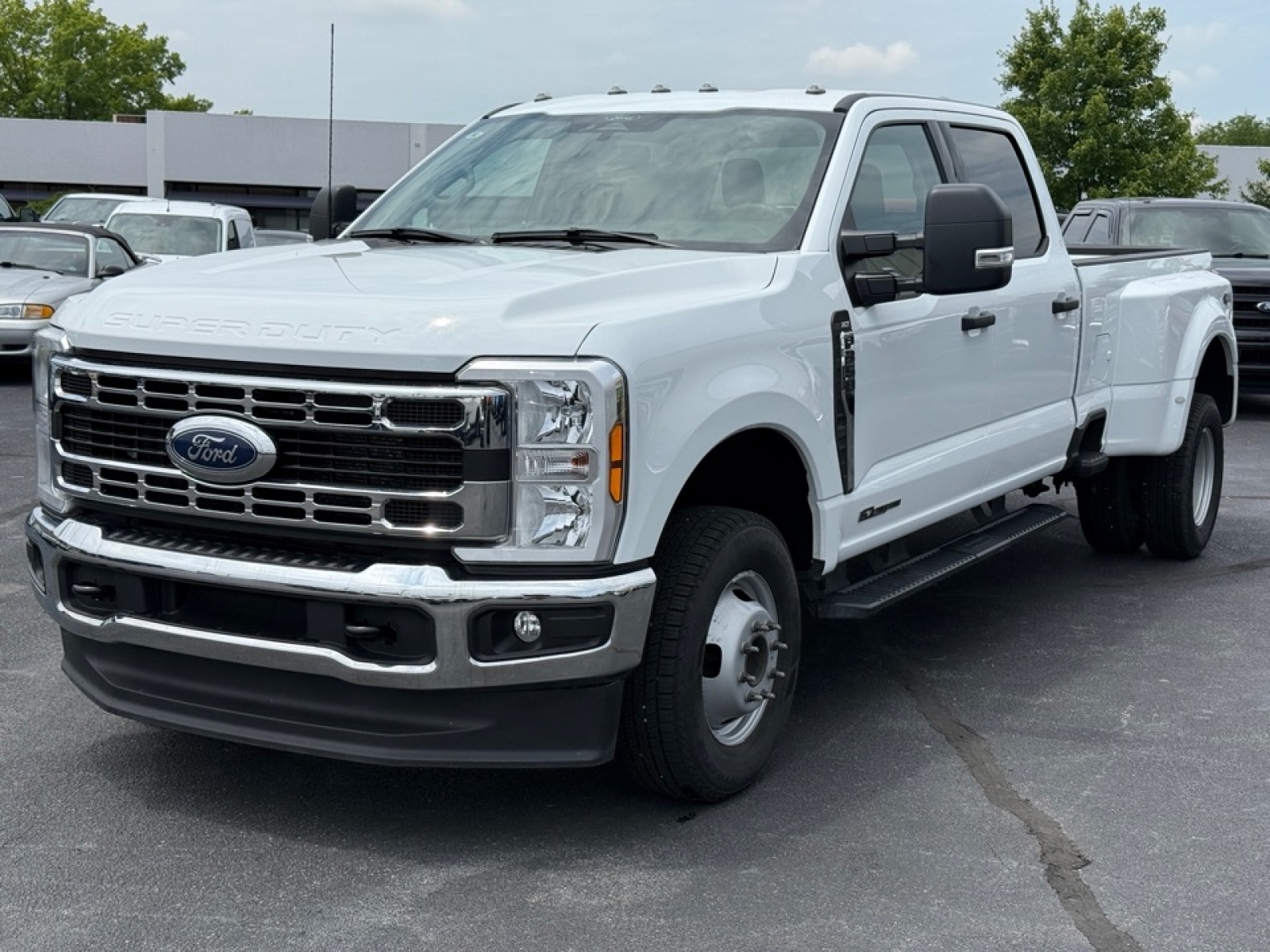 2024 Ford F-350 XLT, 38589, Photo