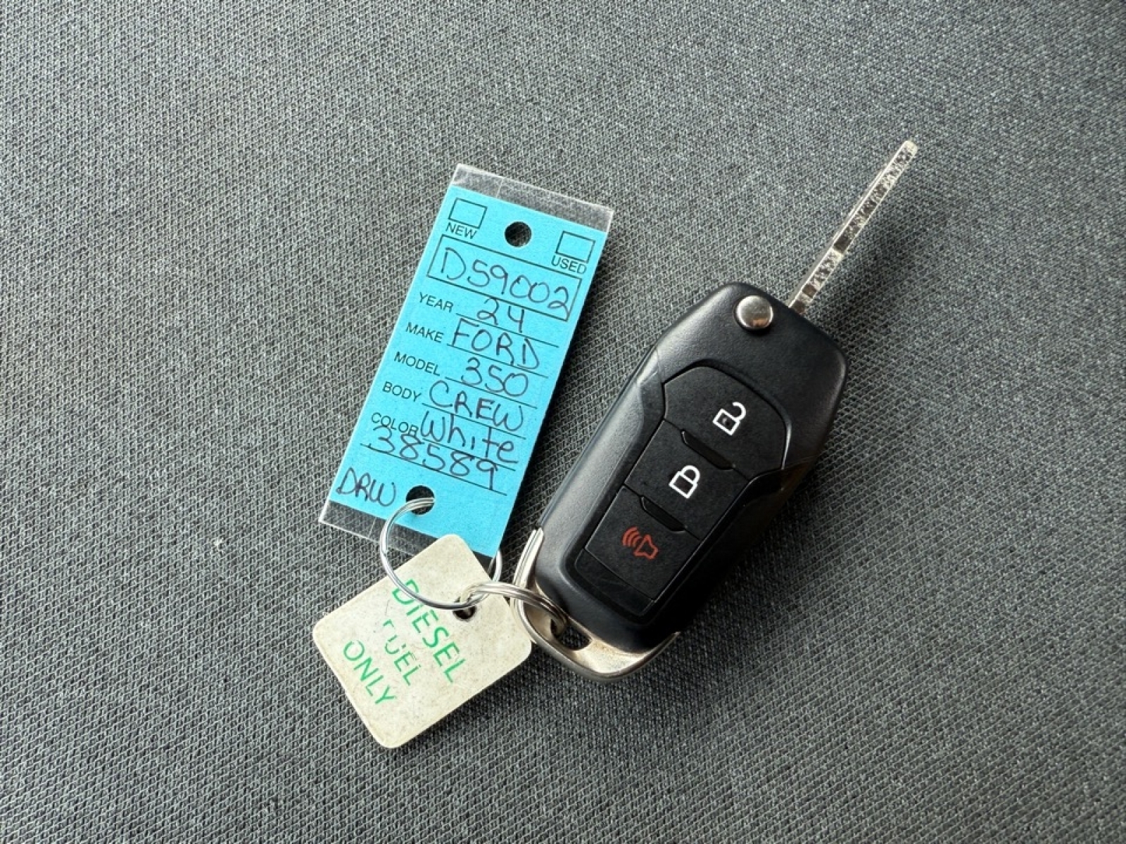 2024 Ford F-350 XLT, 38589, Photo