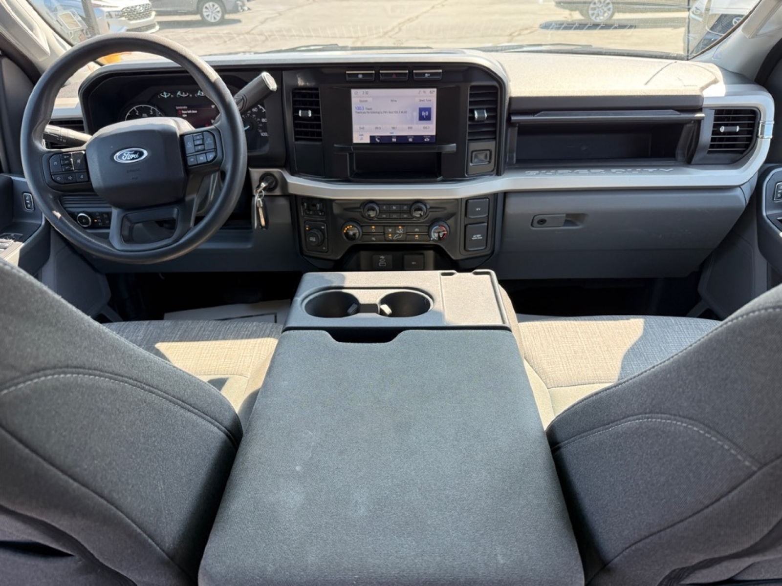 2024 Ford F-350 XLT photo 18