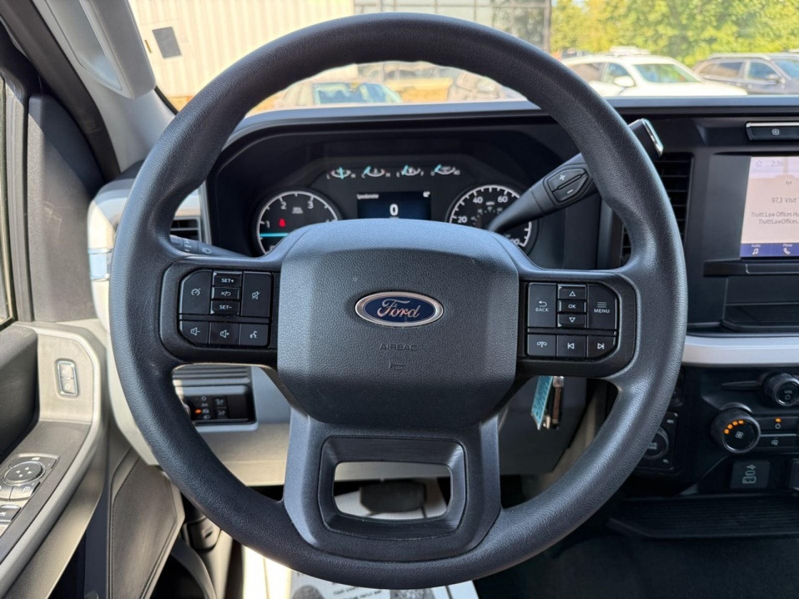 2024 Ford F-350 XLT photo 24