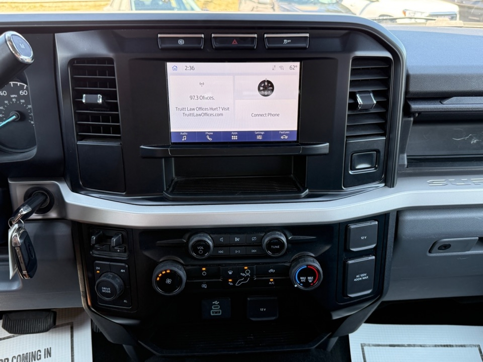 2024 Ford F-350 XLT photo 25