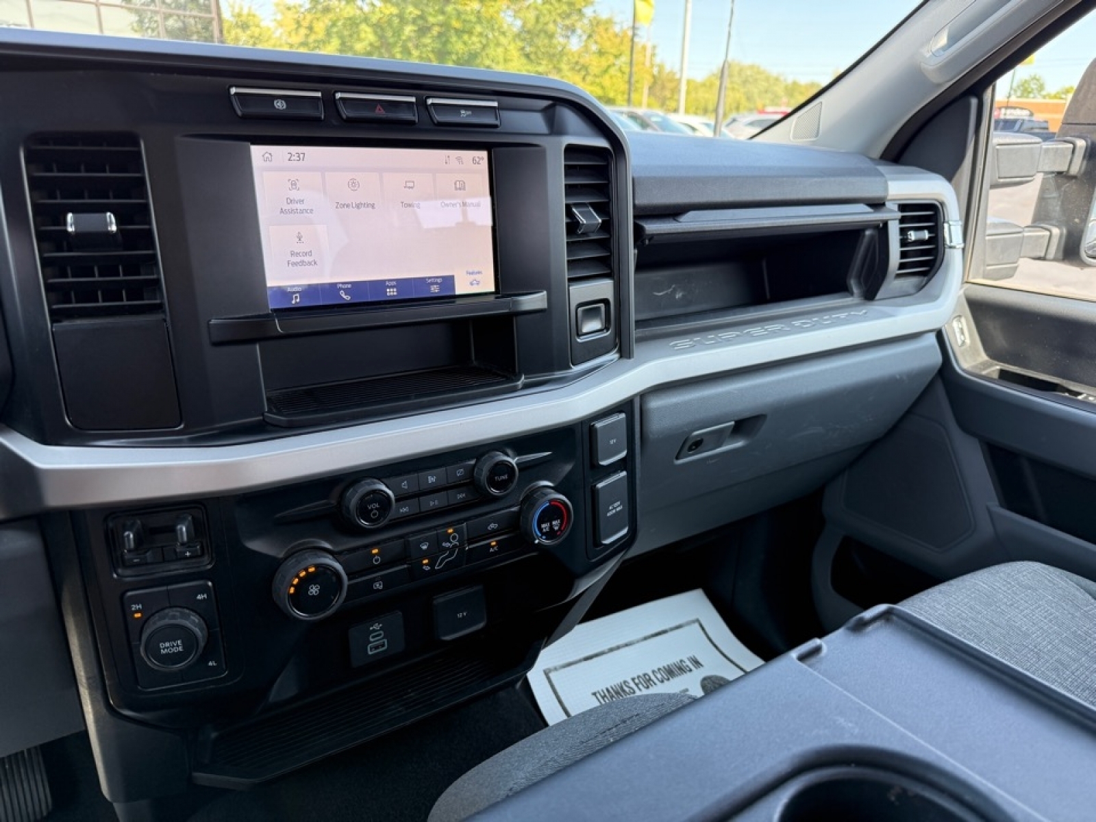2024 Ford F-350 XLT photo 34