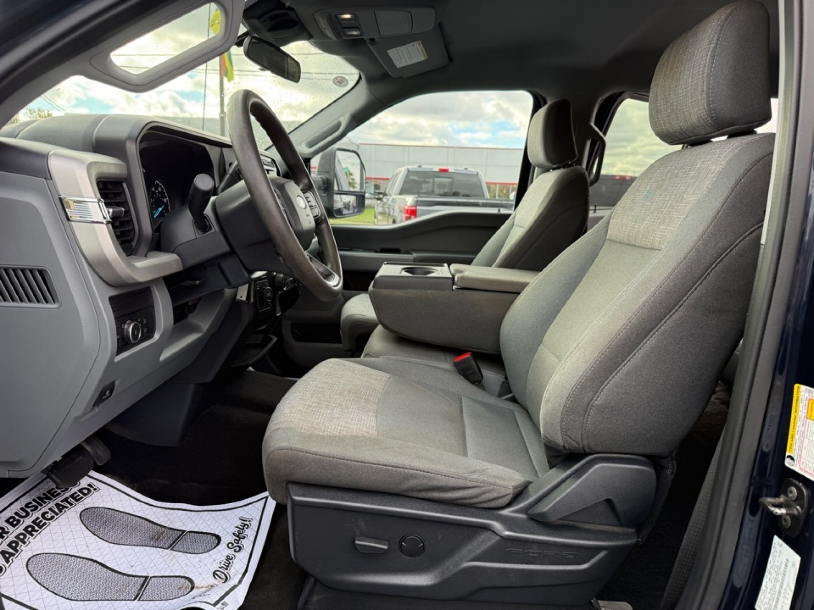 2024 Ford F-350 XLT, 39021, Photo