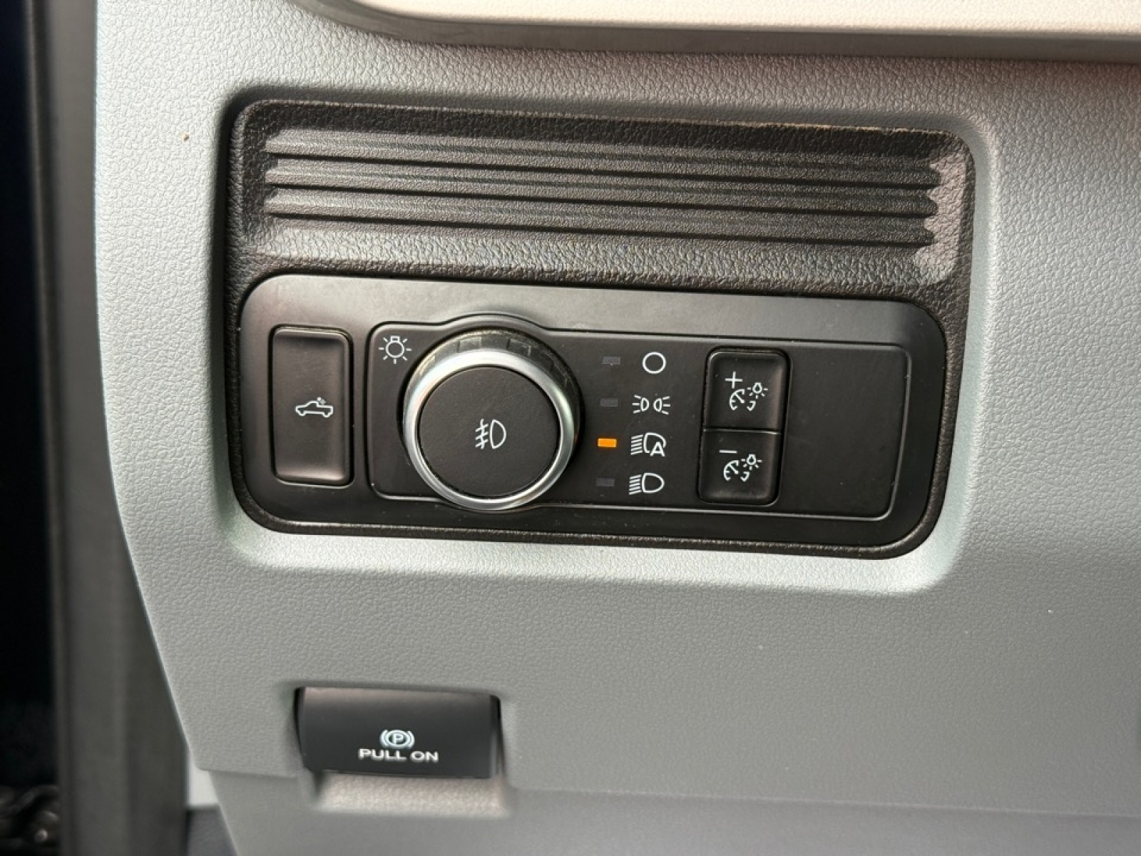 2024 Ford F-350 XLT, 39021, Photo