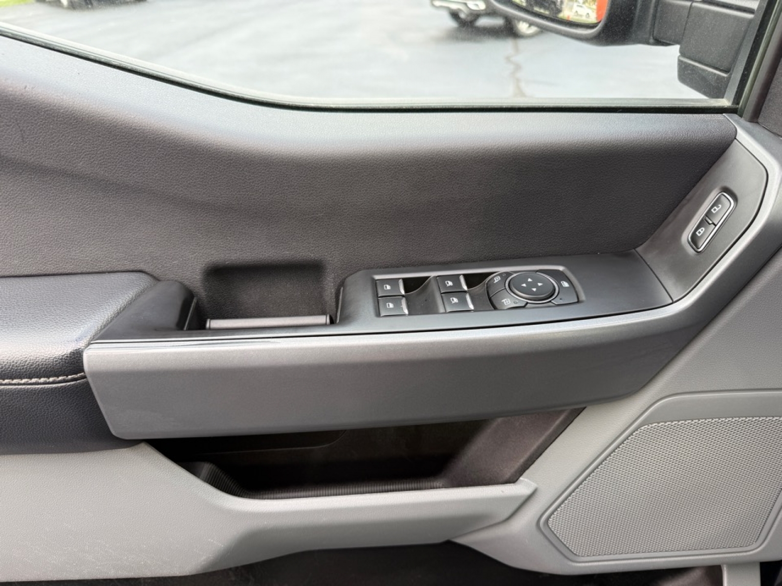 2024 Ford F-350 XLT, 39021, Photo