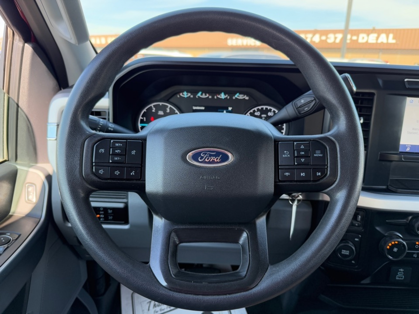 2024 Ford F-350 XLT, 39022, Photo