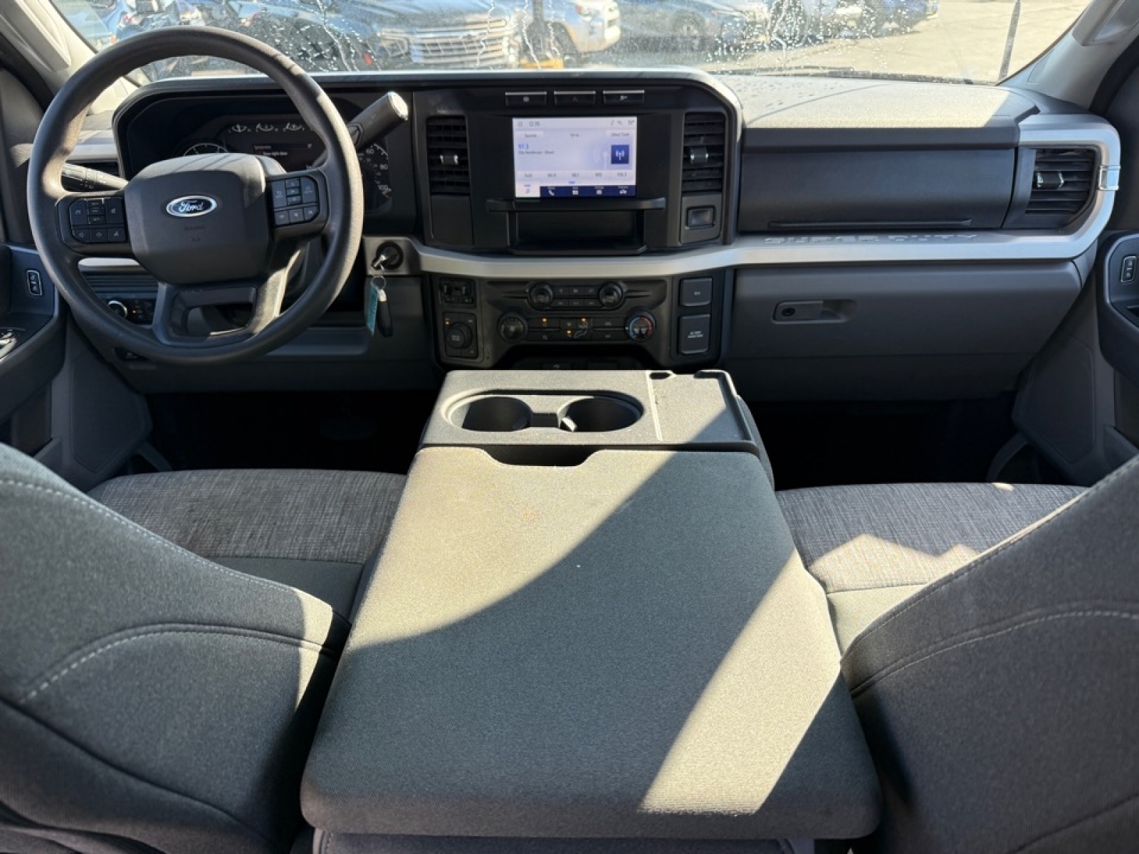 2024 Ford F-350 XLT, 39087, Photo