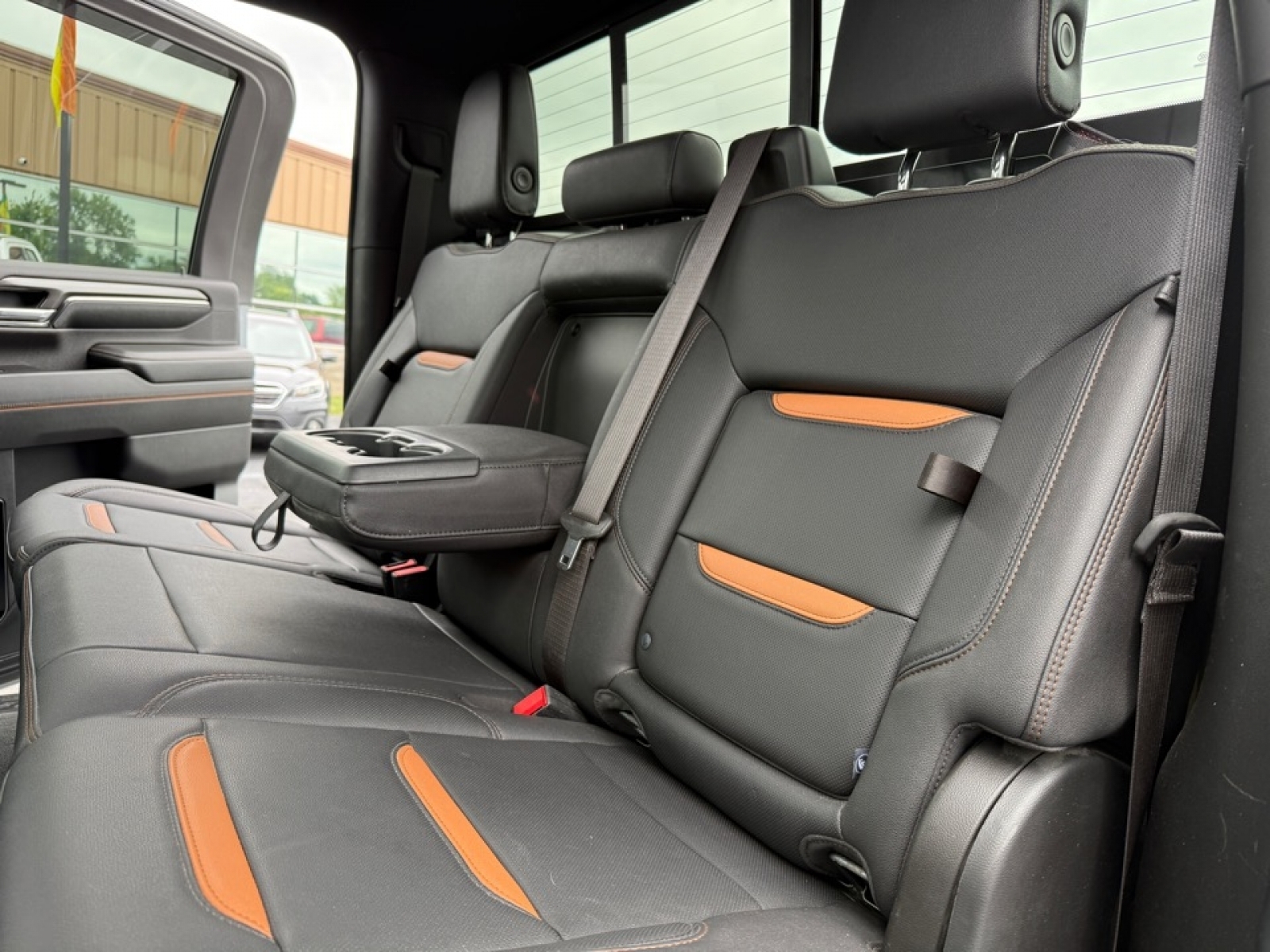 2024 GMC Sierra 2500HD 4WD Crew Cab Standard Bed AT4, 38817, Photo