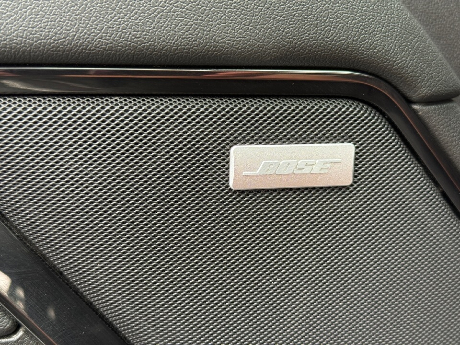 2024 GMC Sierra 2500HD 4WD Crew Cab Standard Bed AT4, 38817, Photo