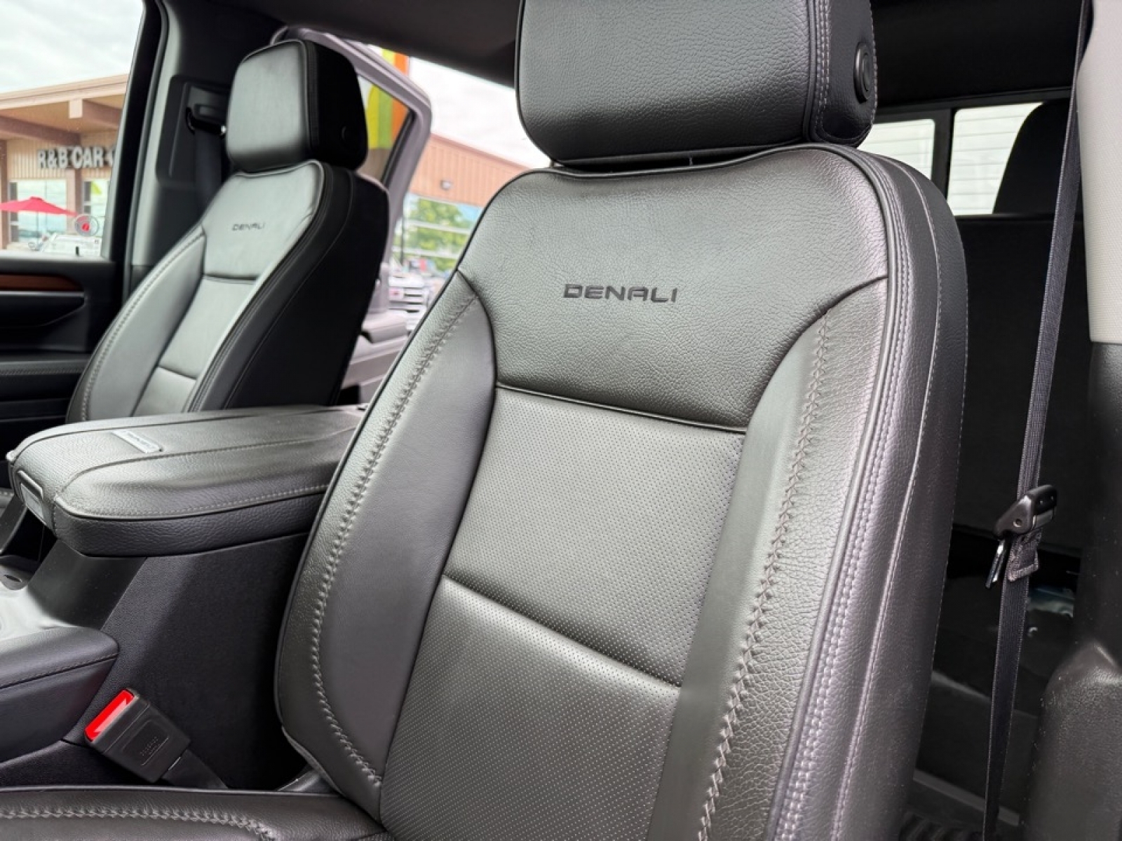 2024 GMC Sierra 2500HD 4WD Crew Cab Standard Bed Denali, 38843, Photo