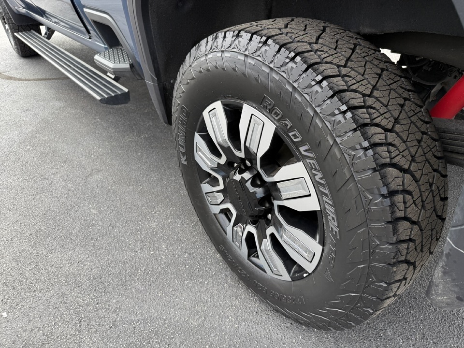 2024 GMC Sierra 2500HD 4WD Crew Cab Standard Bed Denali, 38843, Photo