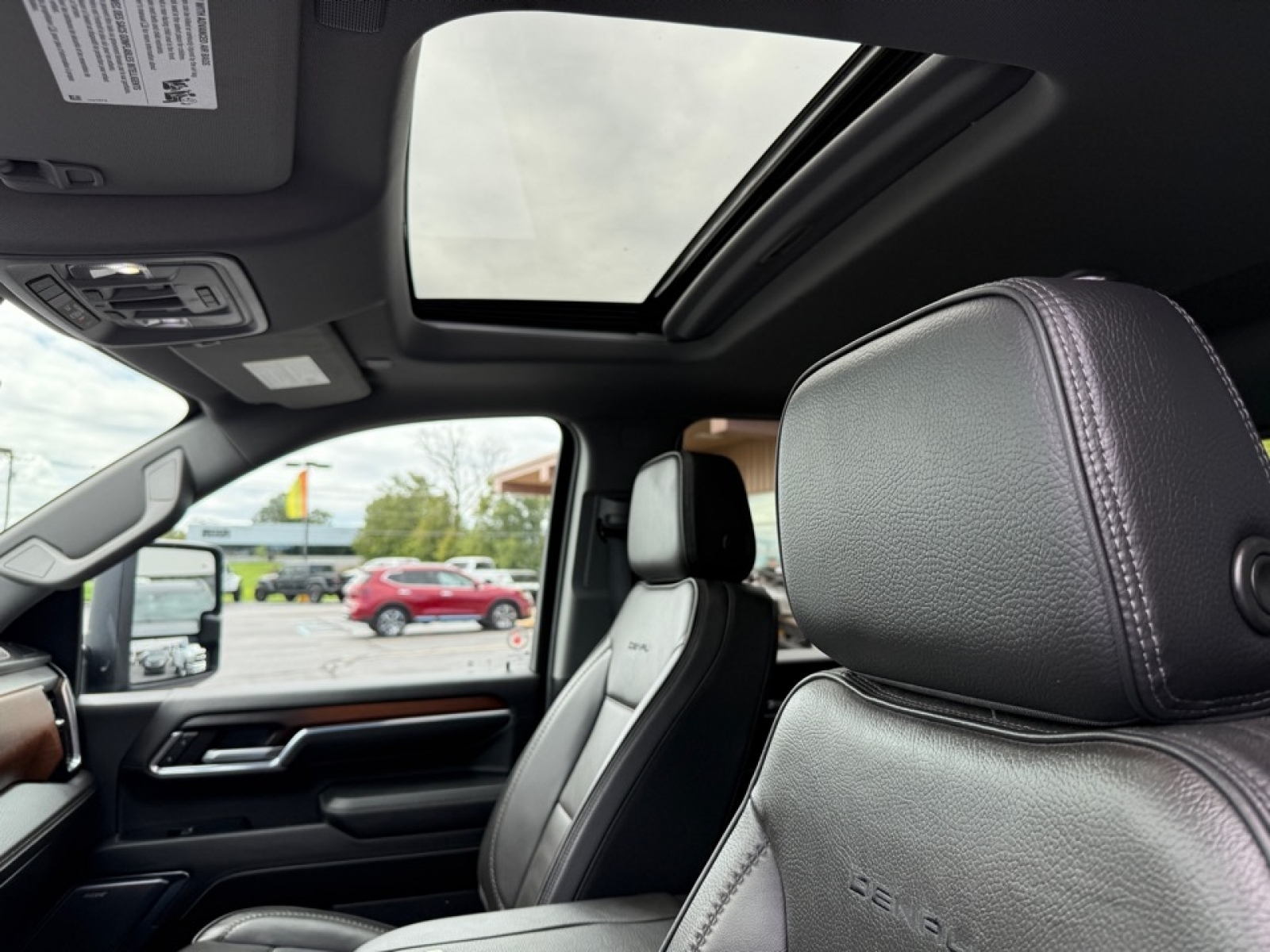 2024 GMC Sierra 2500HD 4WD Crew Cab Standard Bed Denali, 38843, Photo