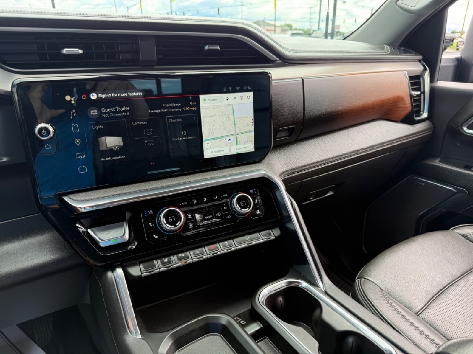 2024 GMC Sierra 2500HD 4WD Crew Cab Standard Bed Denali, 38843, Photo