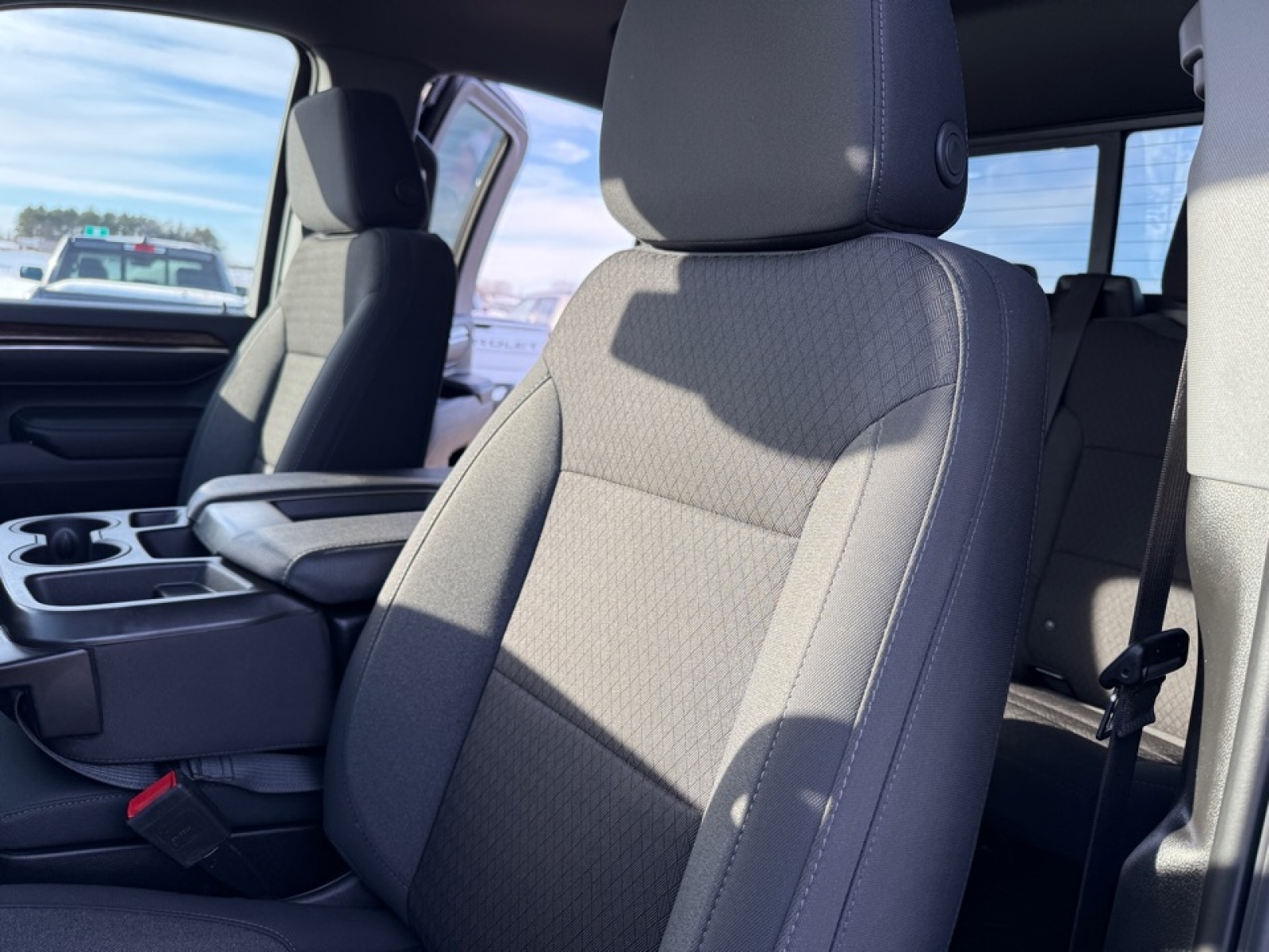 2024 GMC Sierra 2500HD SLE, 39293, Photo