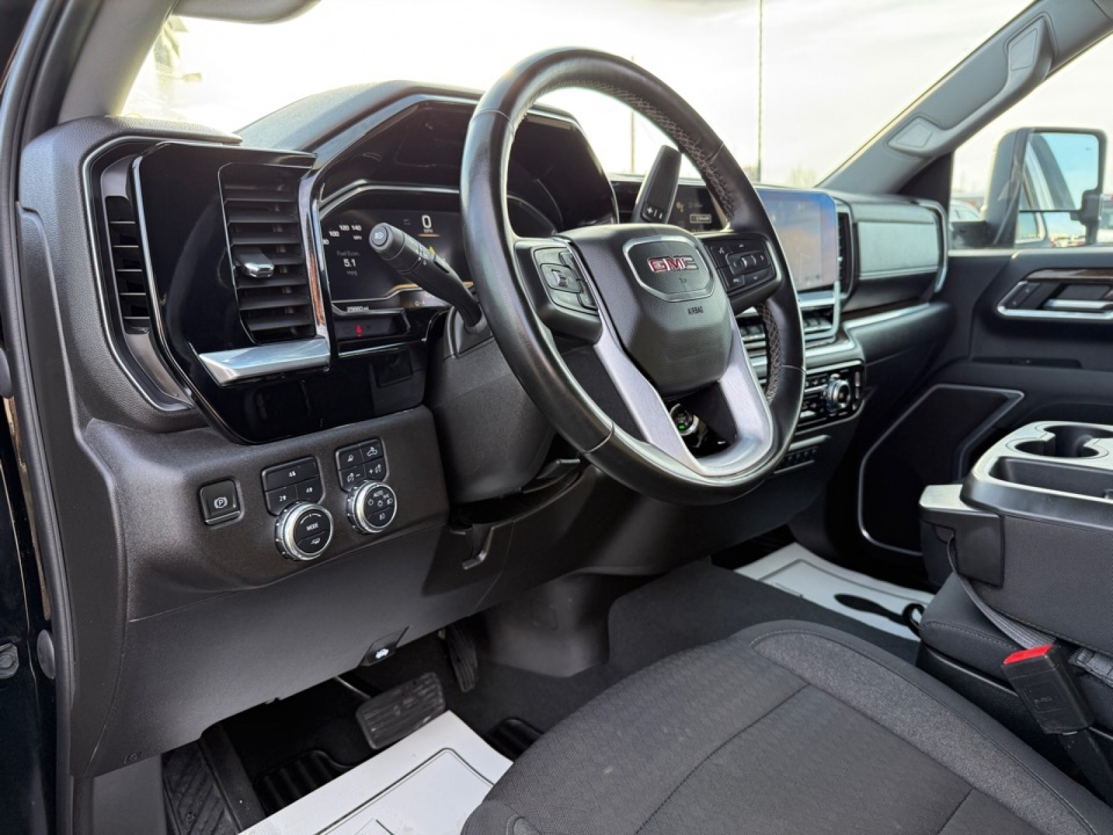 2024 GMC Sierra 2500HD SLE, 39293, Photo